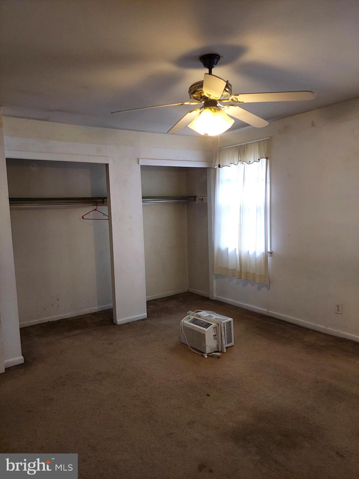 PHILADELPHIA - Residential