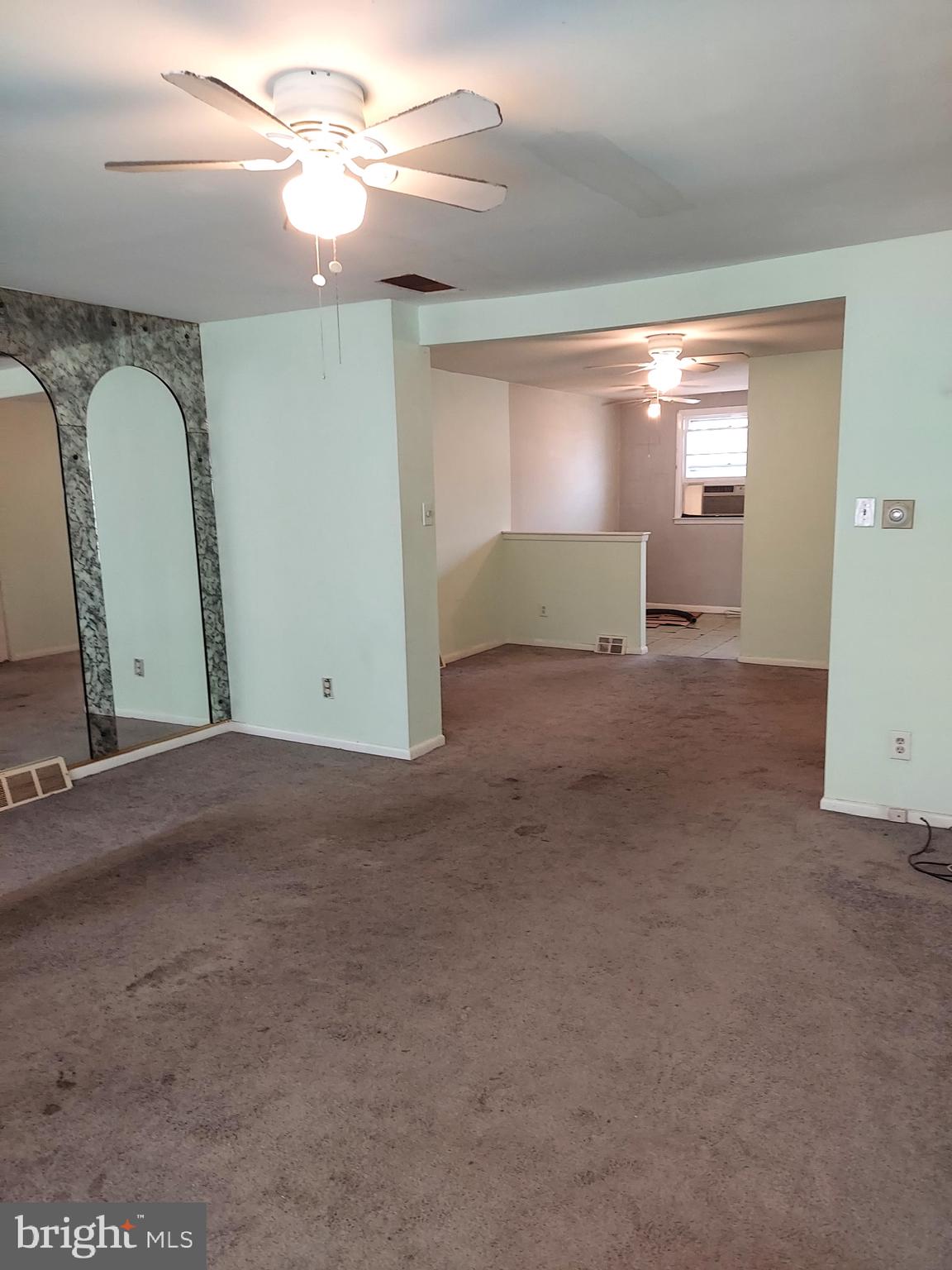 PHILADELPHIA - Residential