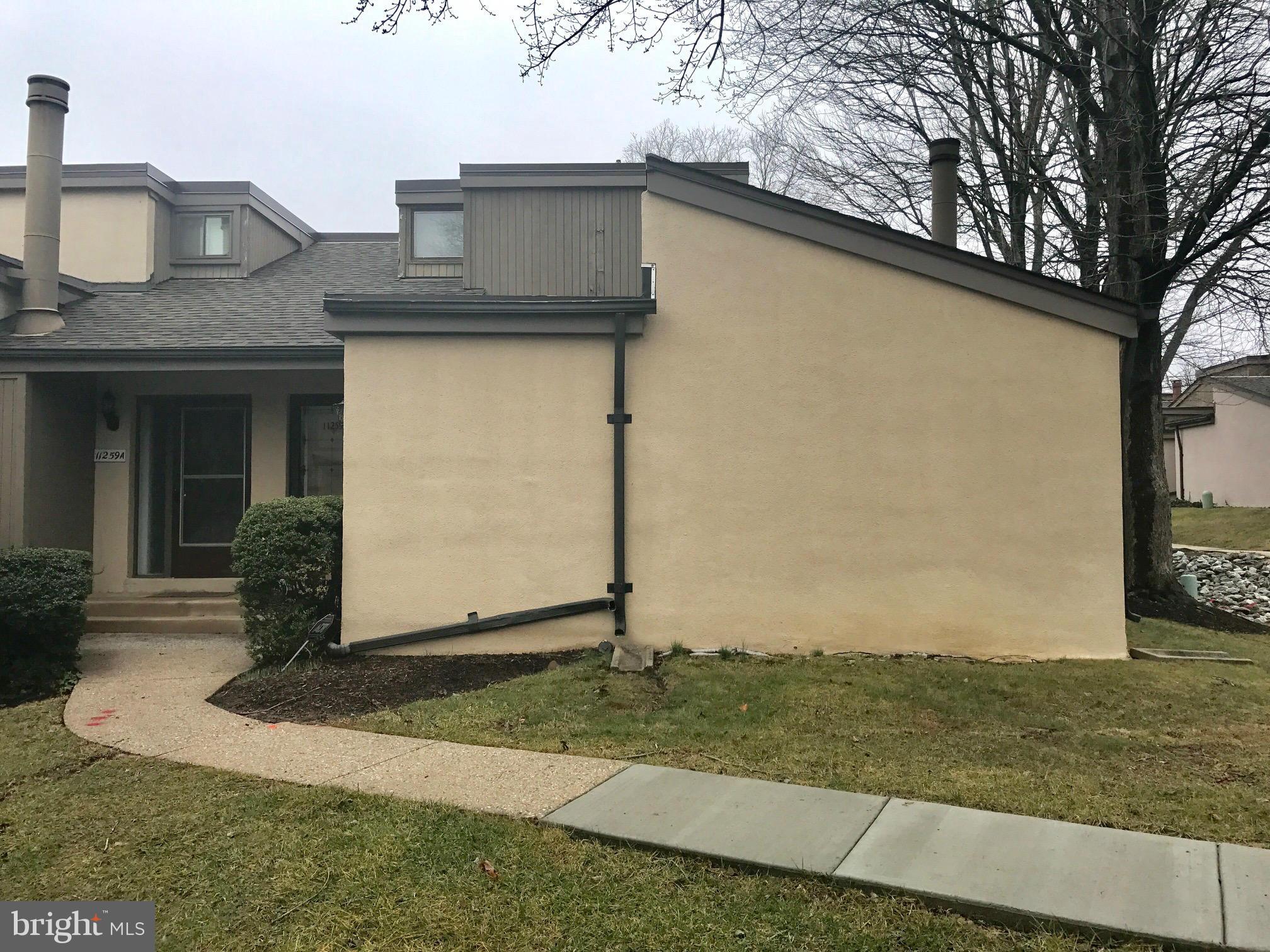 VILLAGE OF CLARYS FOREST - Residential Lease