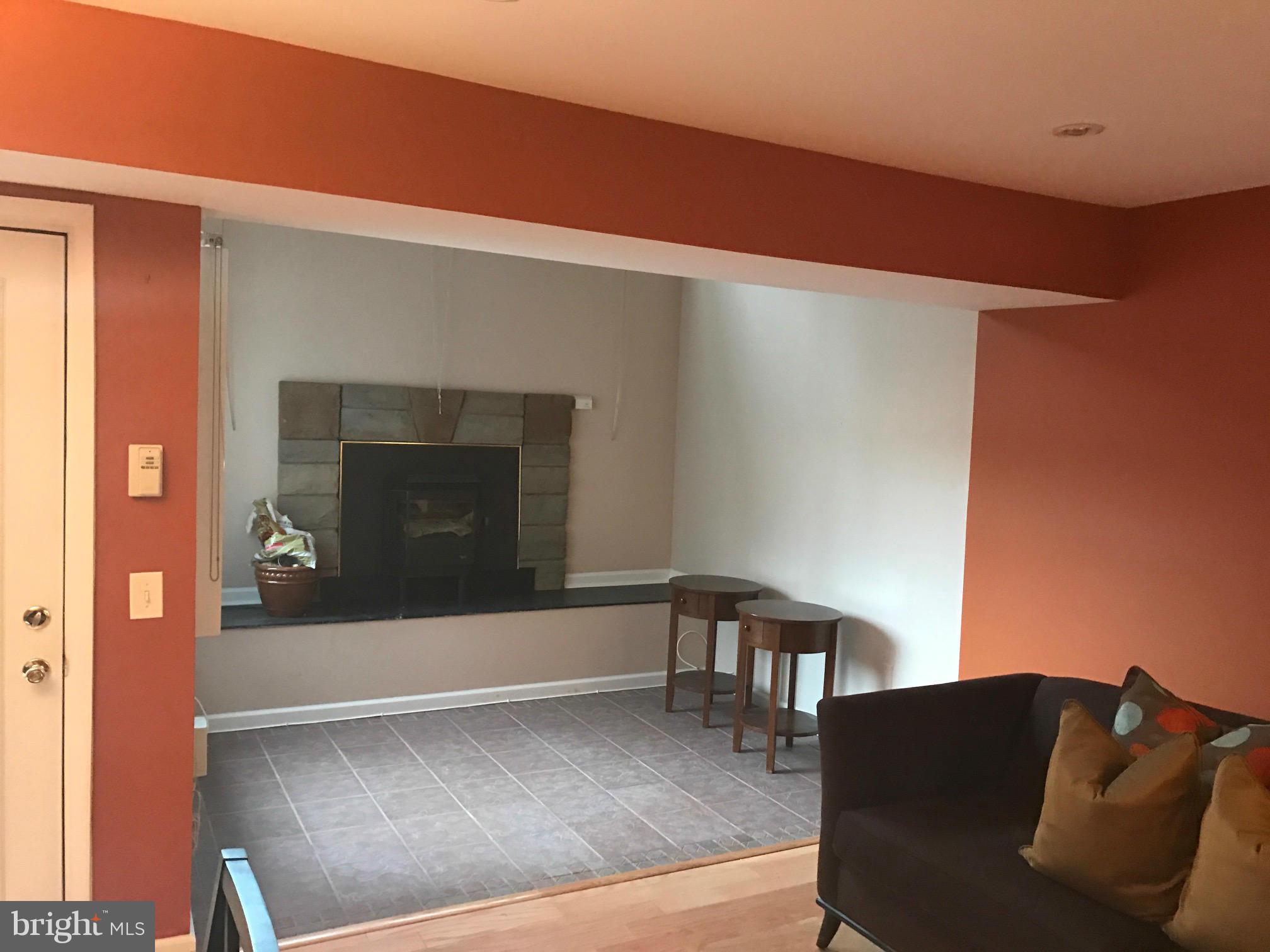 VILLAGE OF CLARYS FOREST - Residential Lease