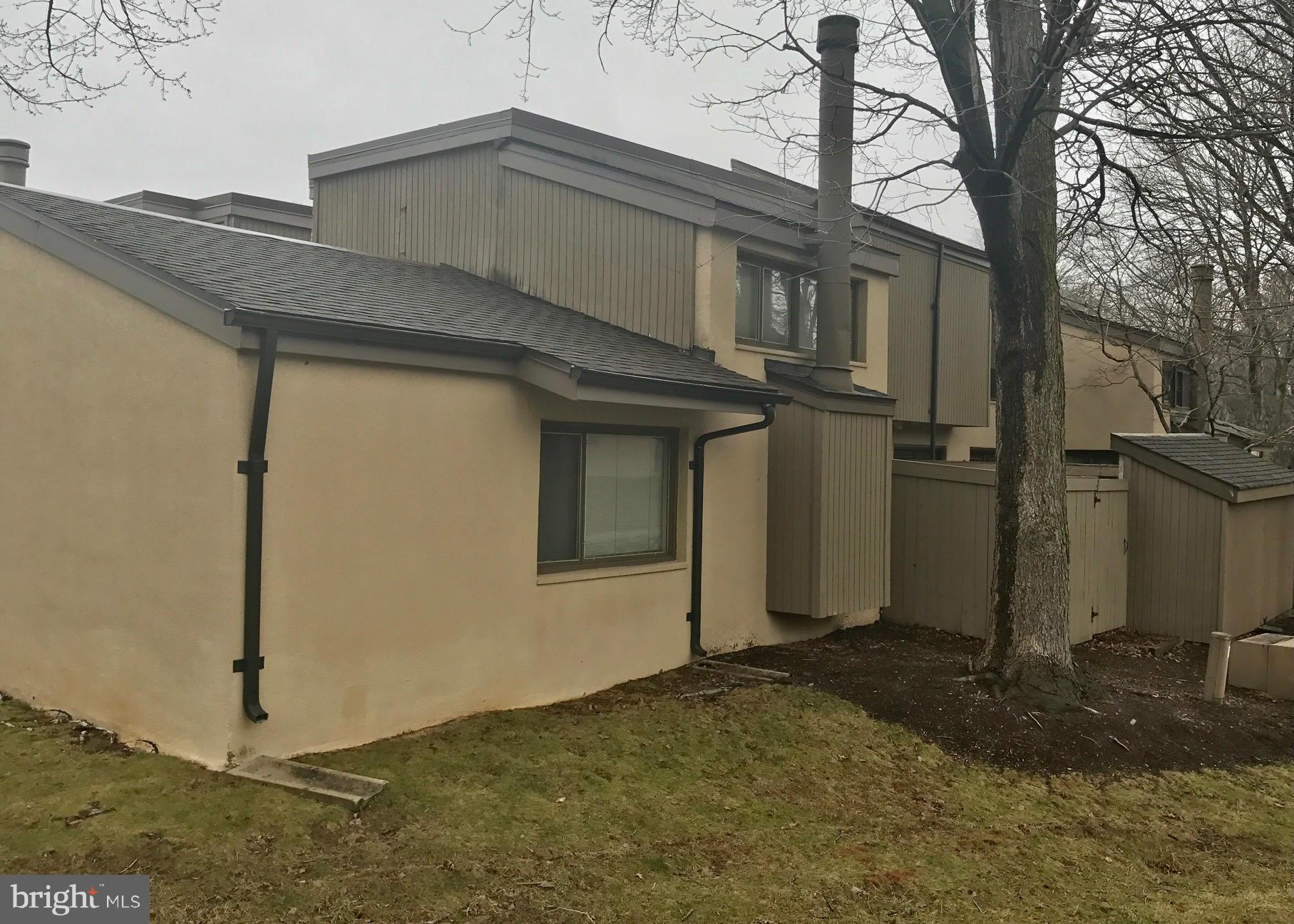 VILLAGE OF CLARYS FOREST - Residential Lease