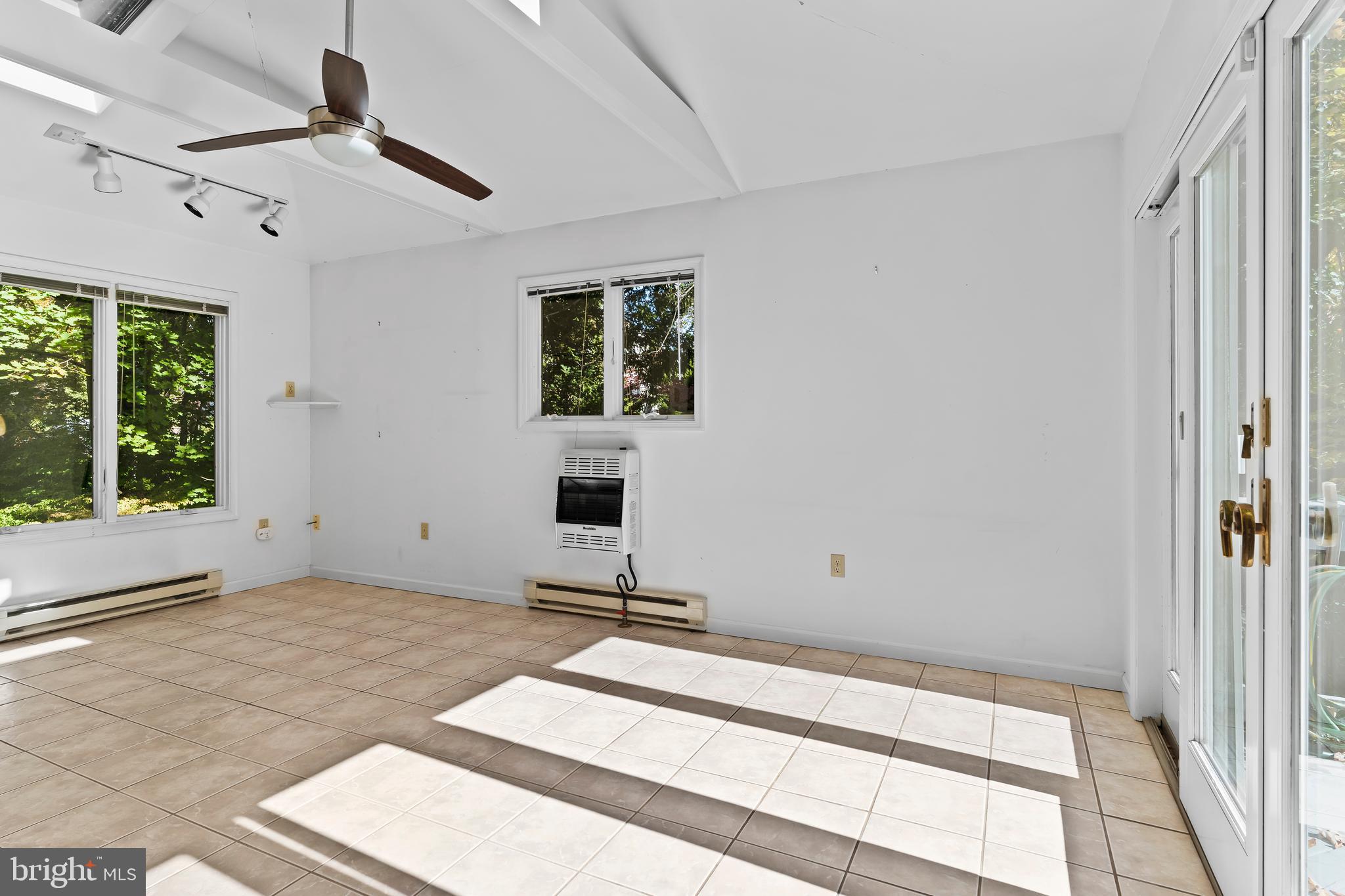 CAMP HILL BOROUGH - Residential