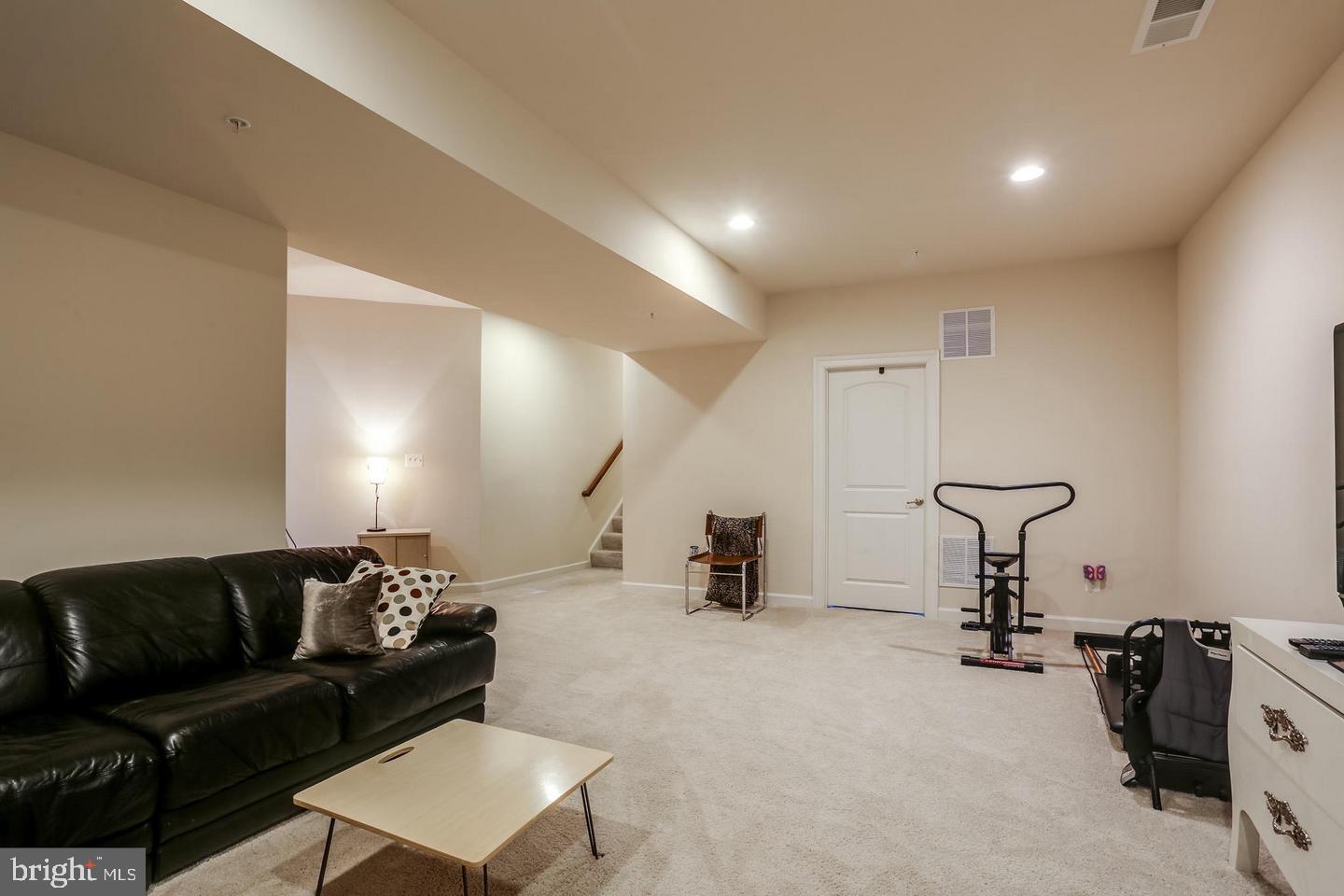 MEADOWVALE - Residential Lease