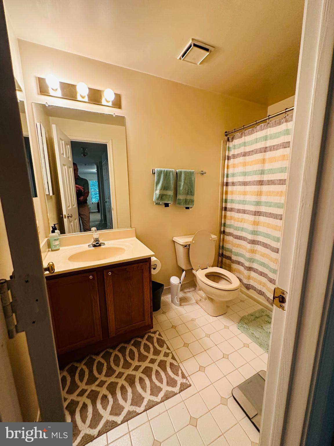 WATERS LANDING - Residential Lease