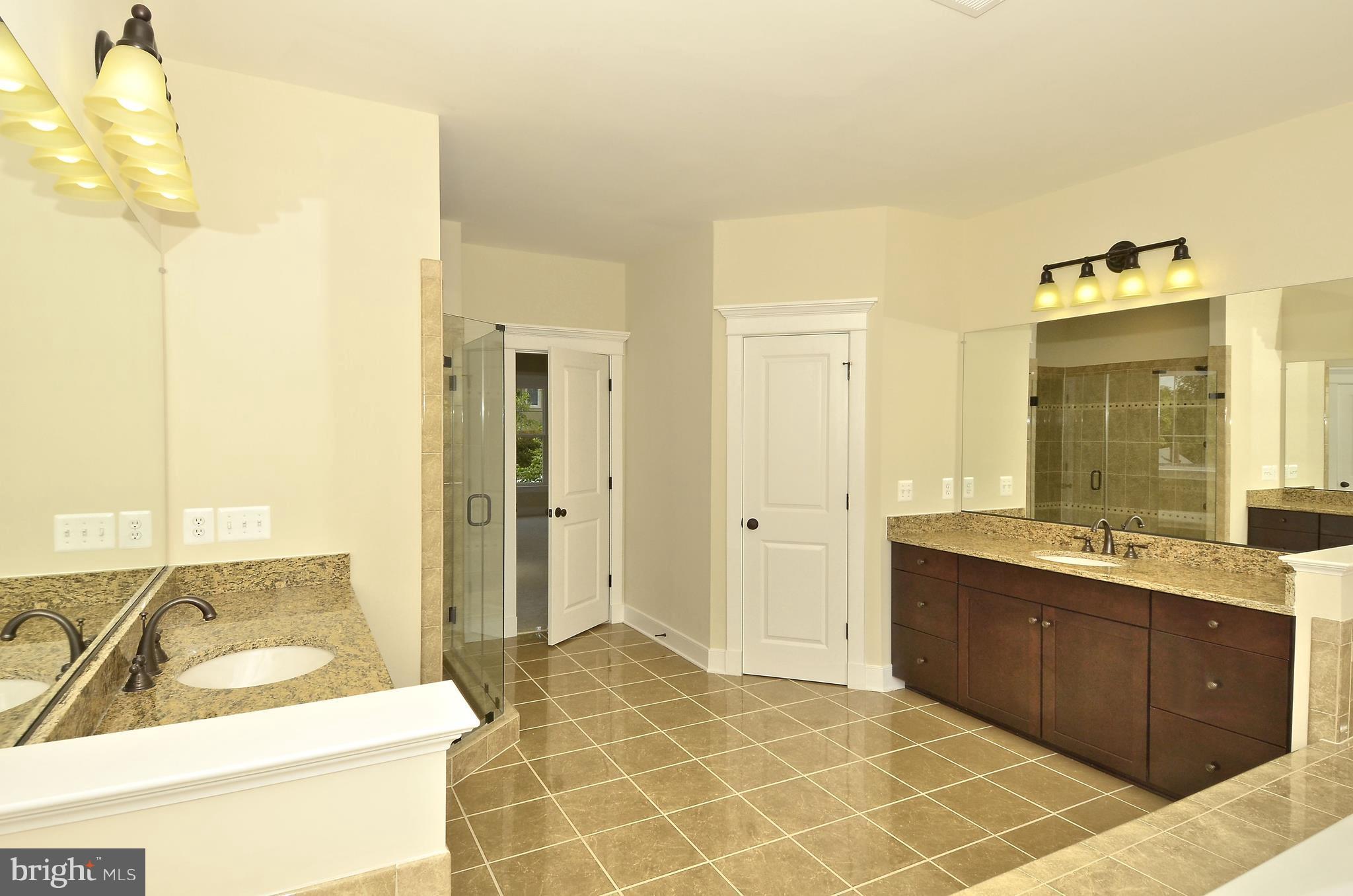 PLYMOUTH HAVEN - Residential