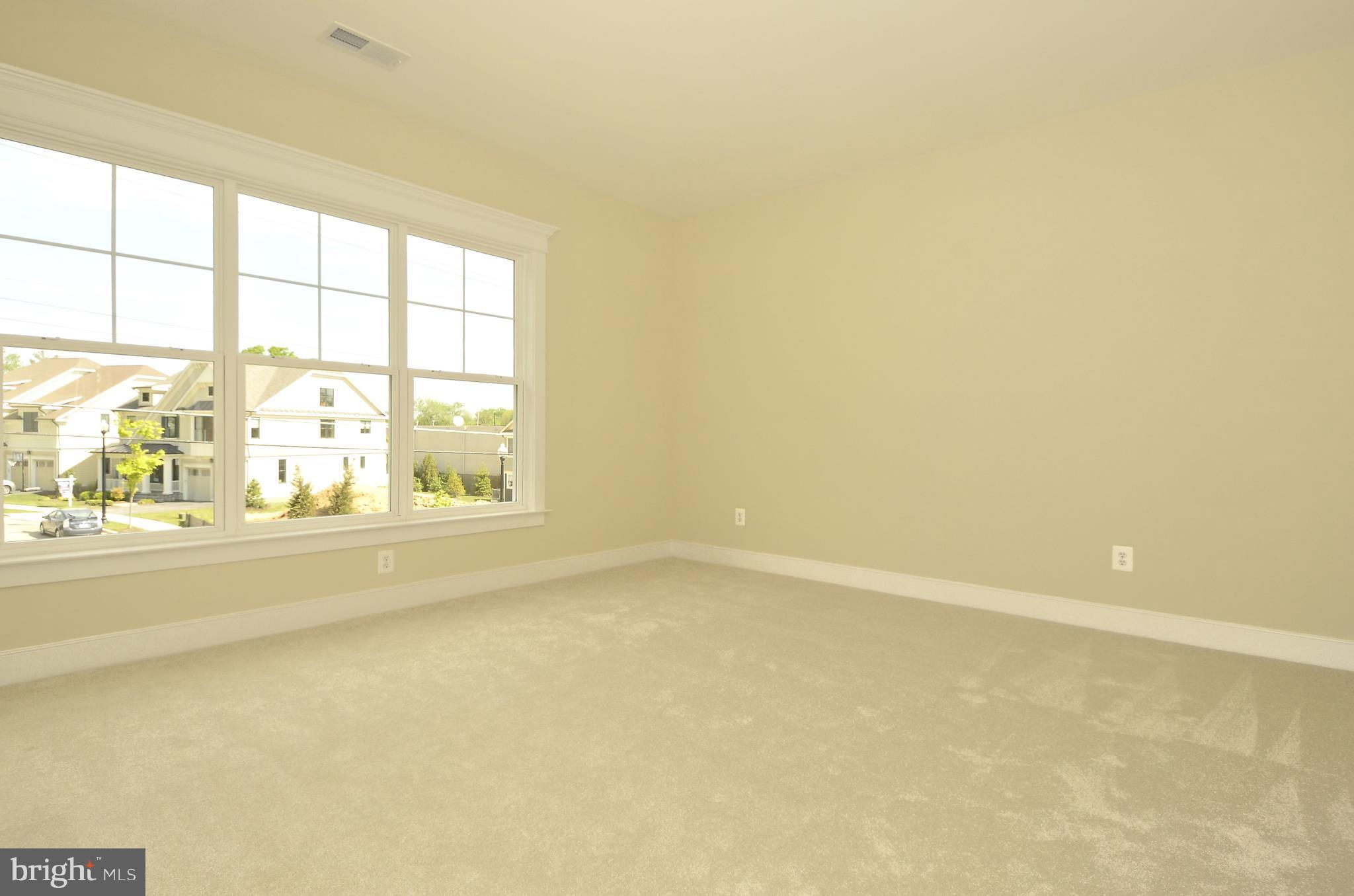 PLYMOUTH HAVEN - Residential