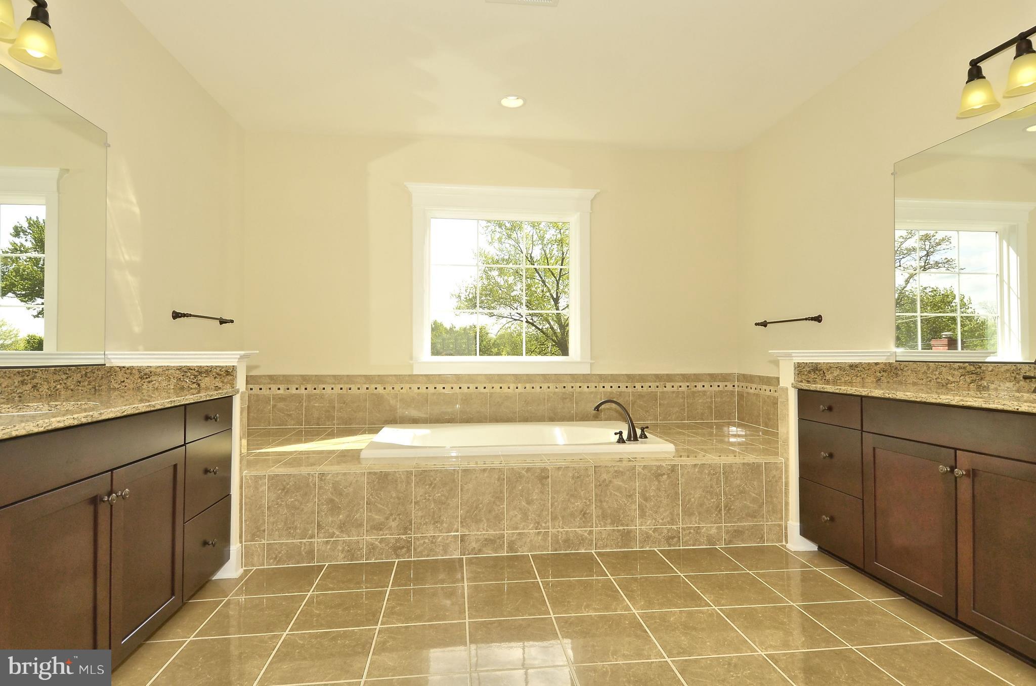 PLYMOUTH HAVEN - Residential