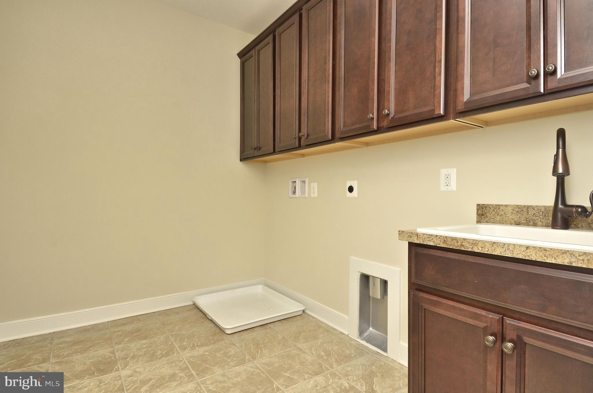 PLYMOUTH HAVEN - Residential