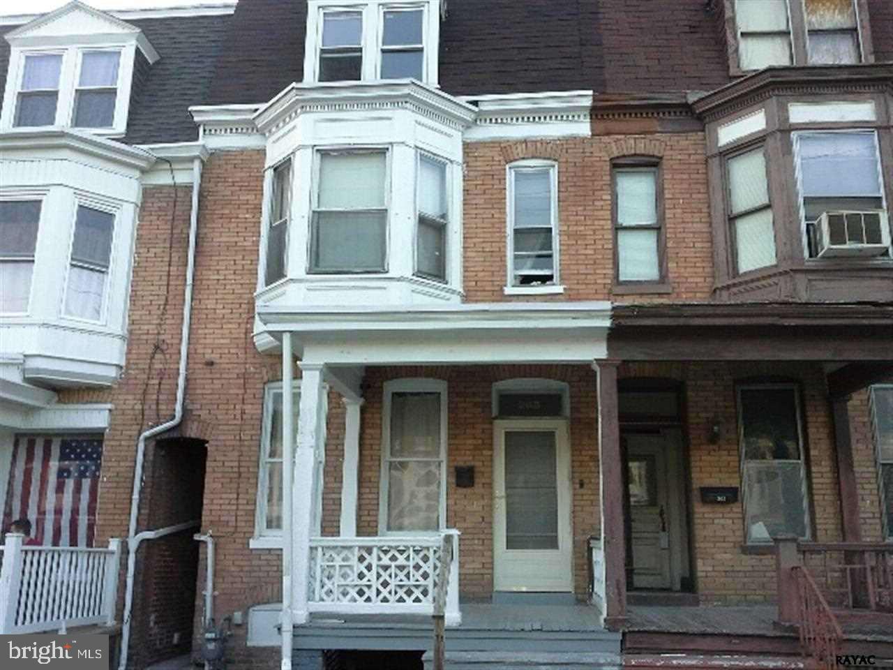 YORK COLLEGE- 265 W. Jackson St.- 5 large private bedrooms- living room- dining room- kitchen w/ stove & refrigerator- bath w/ shower only - basement w/ washer & dryer hook up- 4-off-street parking spaces. Near York College & York Hospital $775/mo plus gas, electric, water, sewer & trash ? VACANT