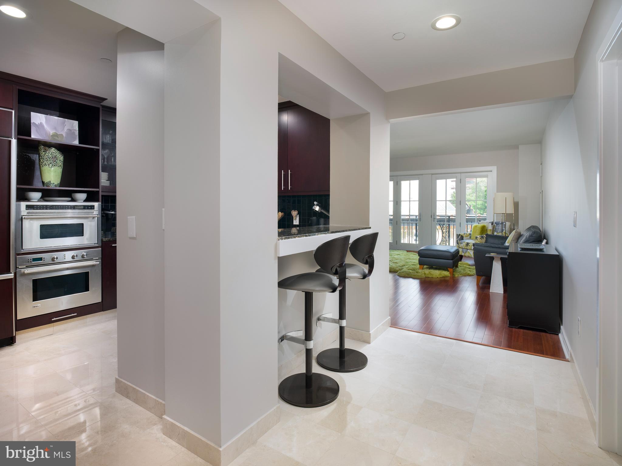 190 PRESIDENTIAL BOULEVARD 306