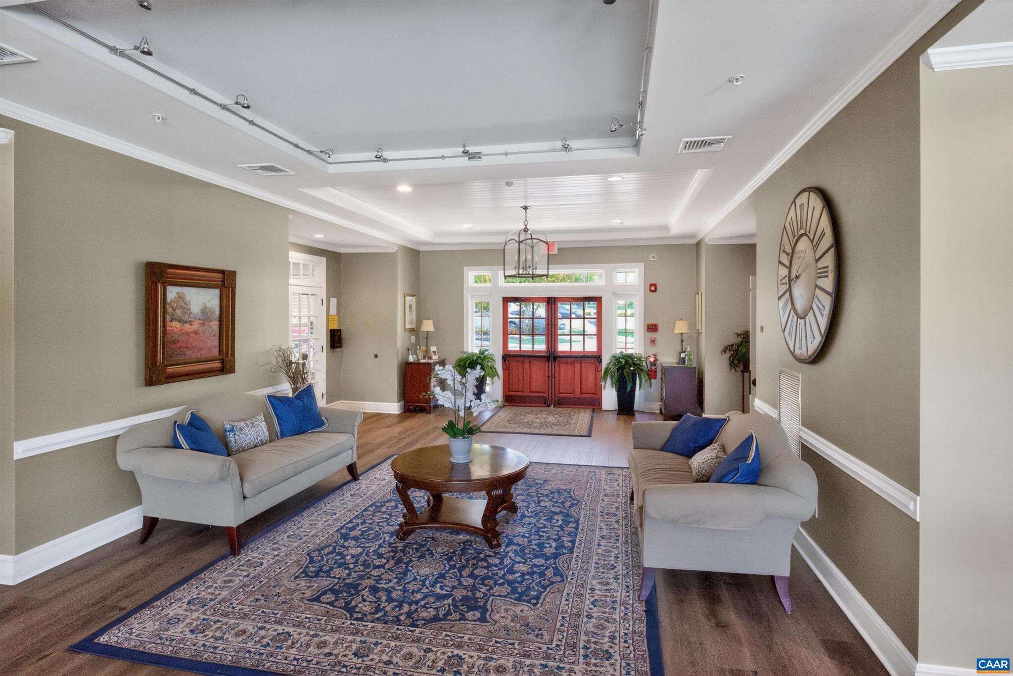 SPRING CREEK - Residential