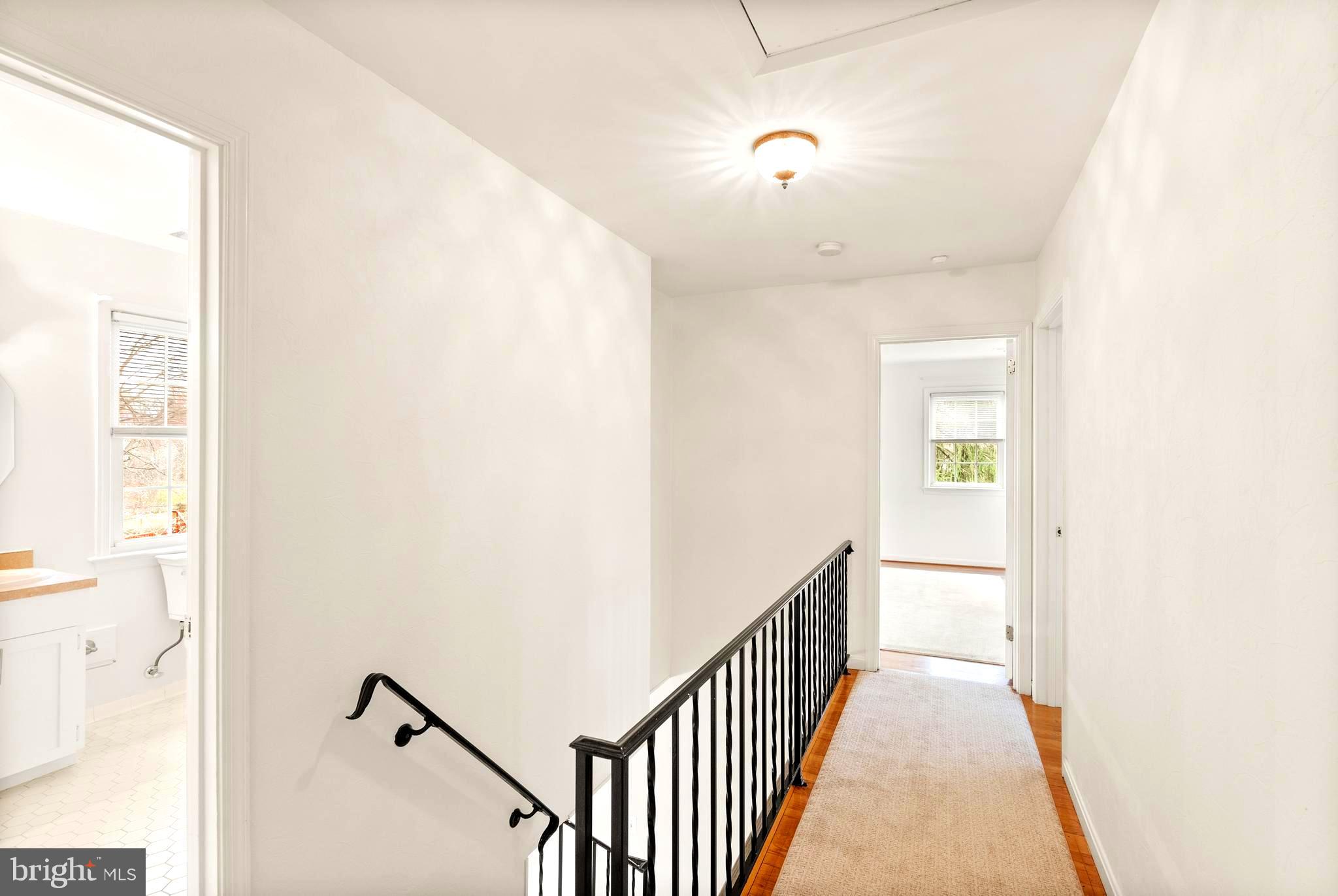 WEST MC LEAN - Residential Lease