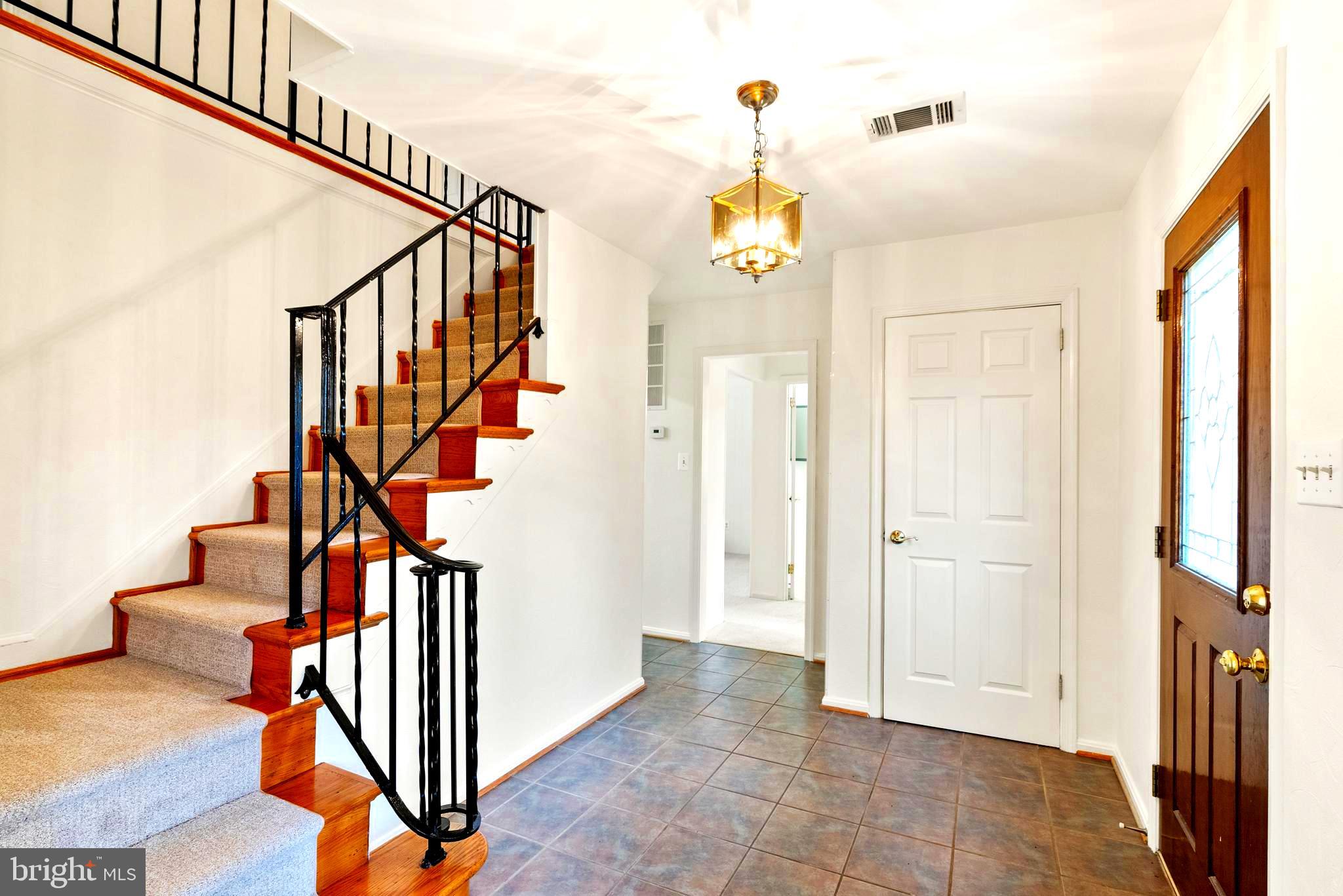 WEST MC LEAN - Residential Lease