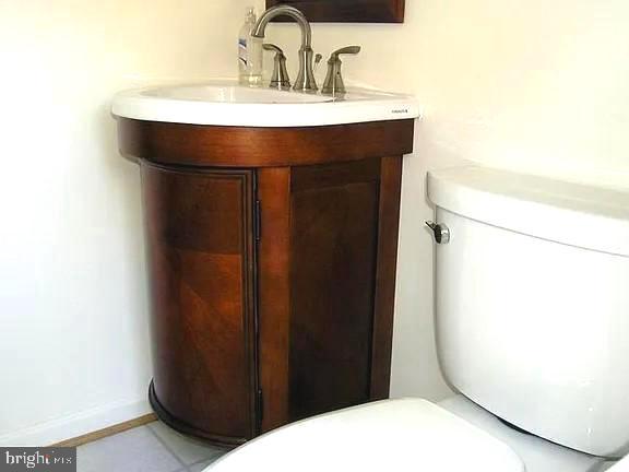 WEST MC LEAN - Residential Lease