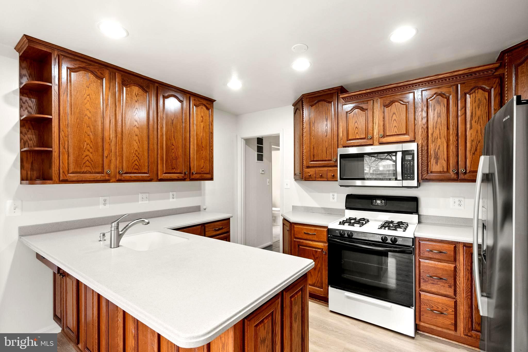 WEST MC LEAN - Residential Lease