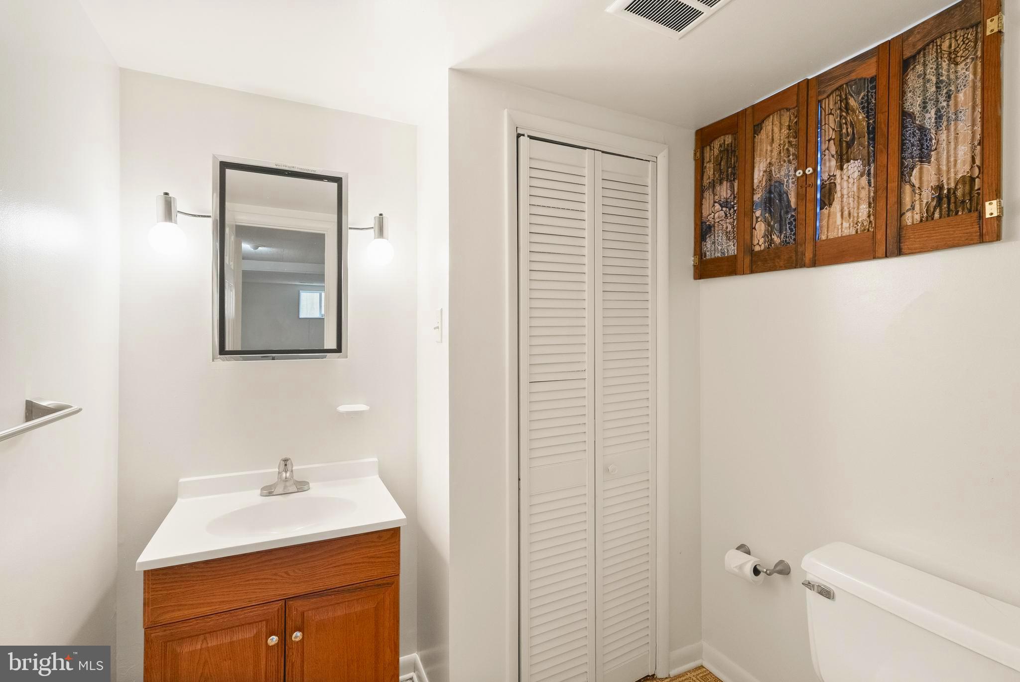 WEST MC LEAN - Residential Lease