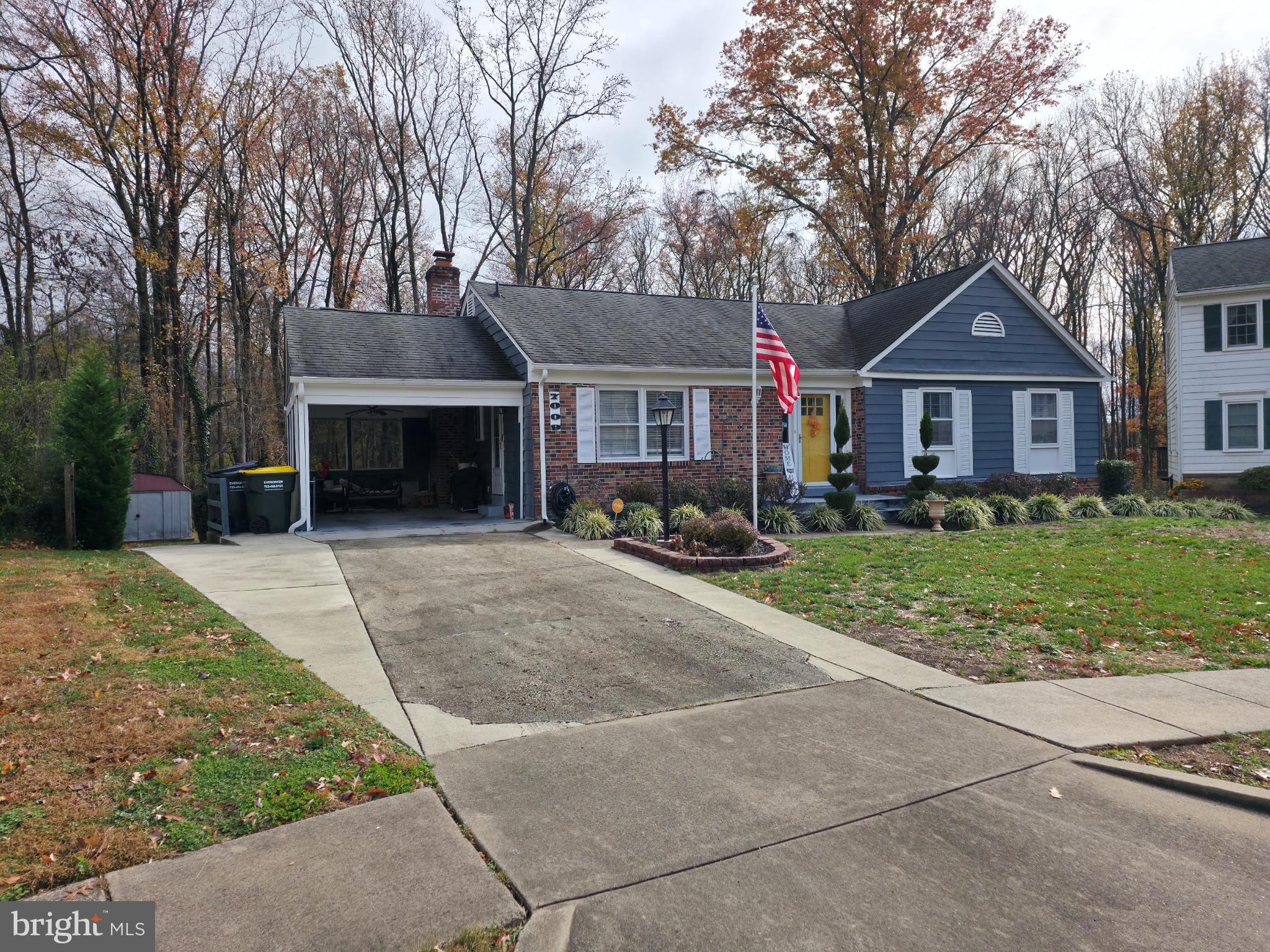 STONEYBROOKE - Residential Lease