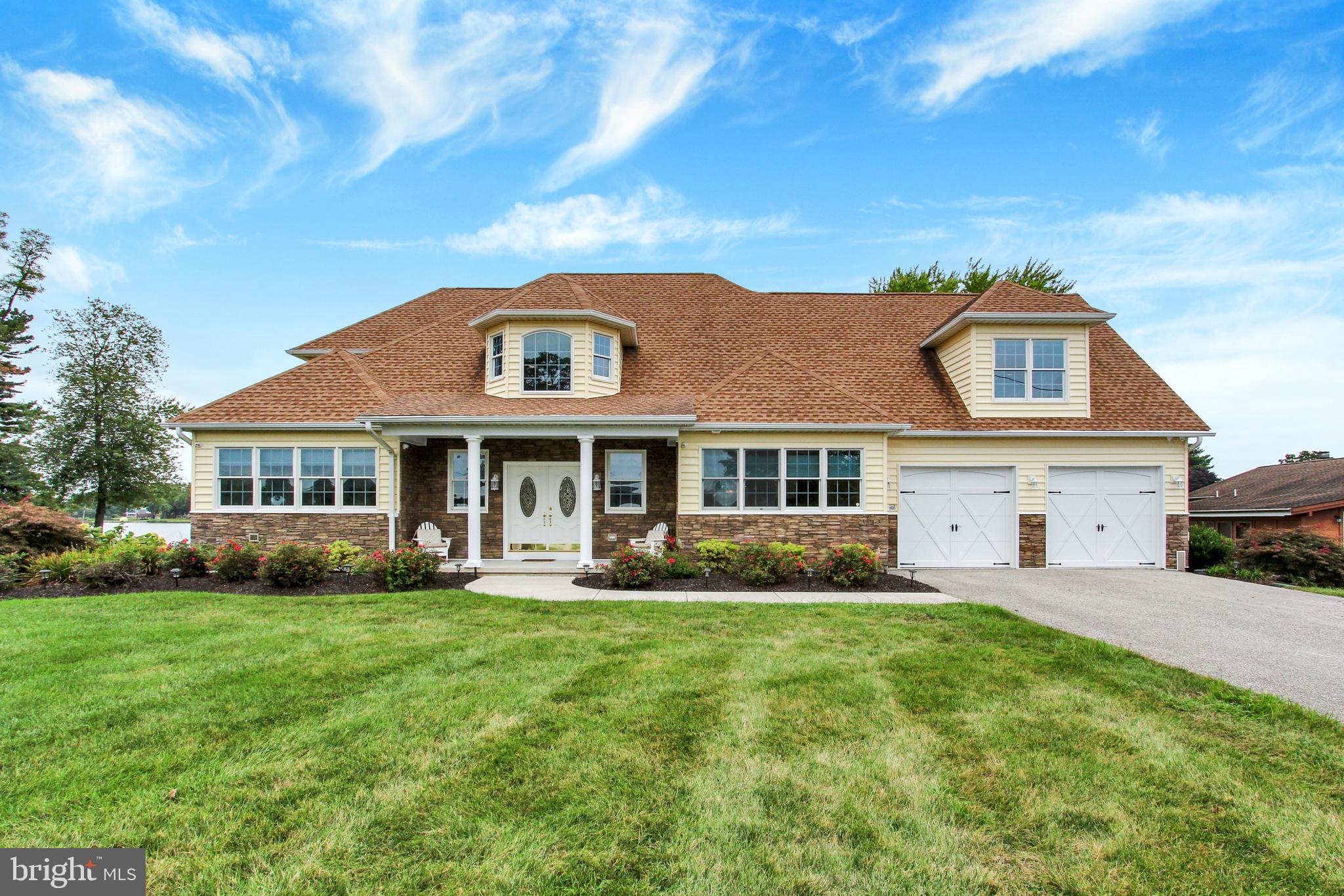 11 CUSTER DRIVE