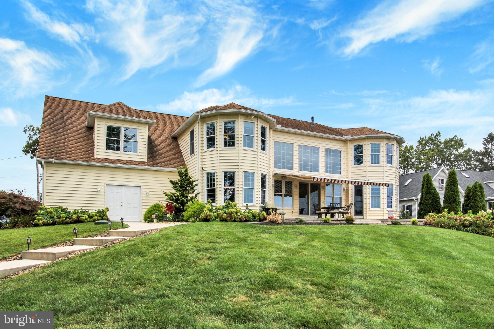 LAKE MEADE - Residential