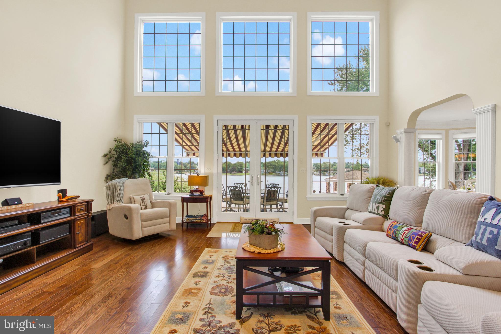 LAKE MEADE - Residential