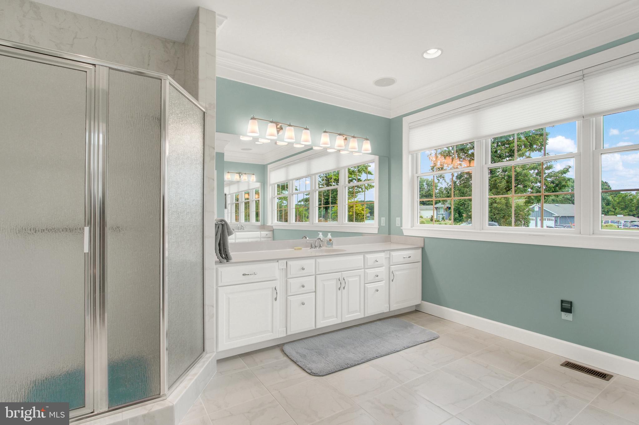 LAKE MEADE - Residential