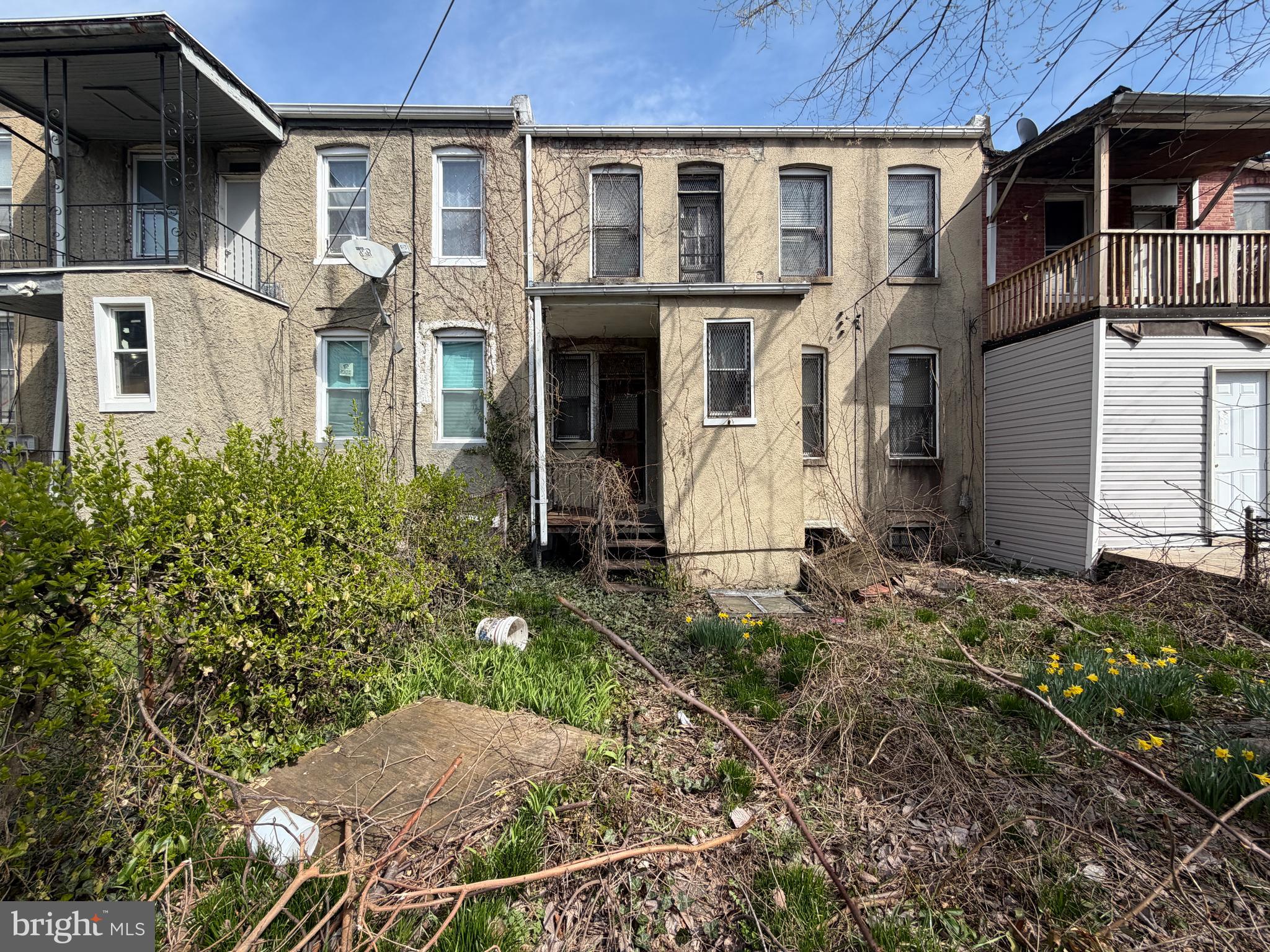 MONDAWMIN - Residential