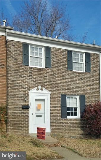 OLDE GREENWICH - Residential Lease