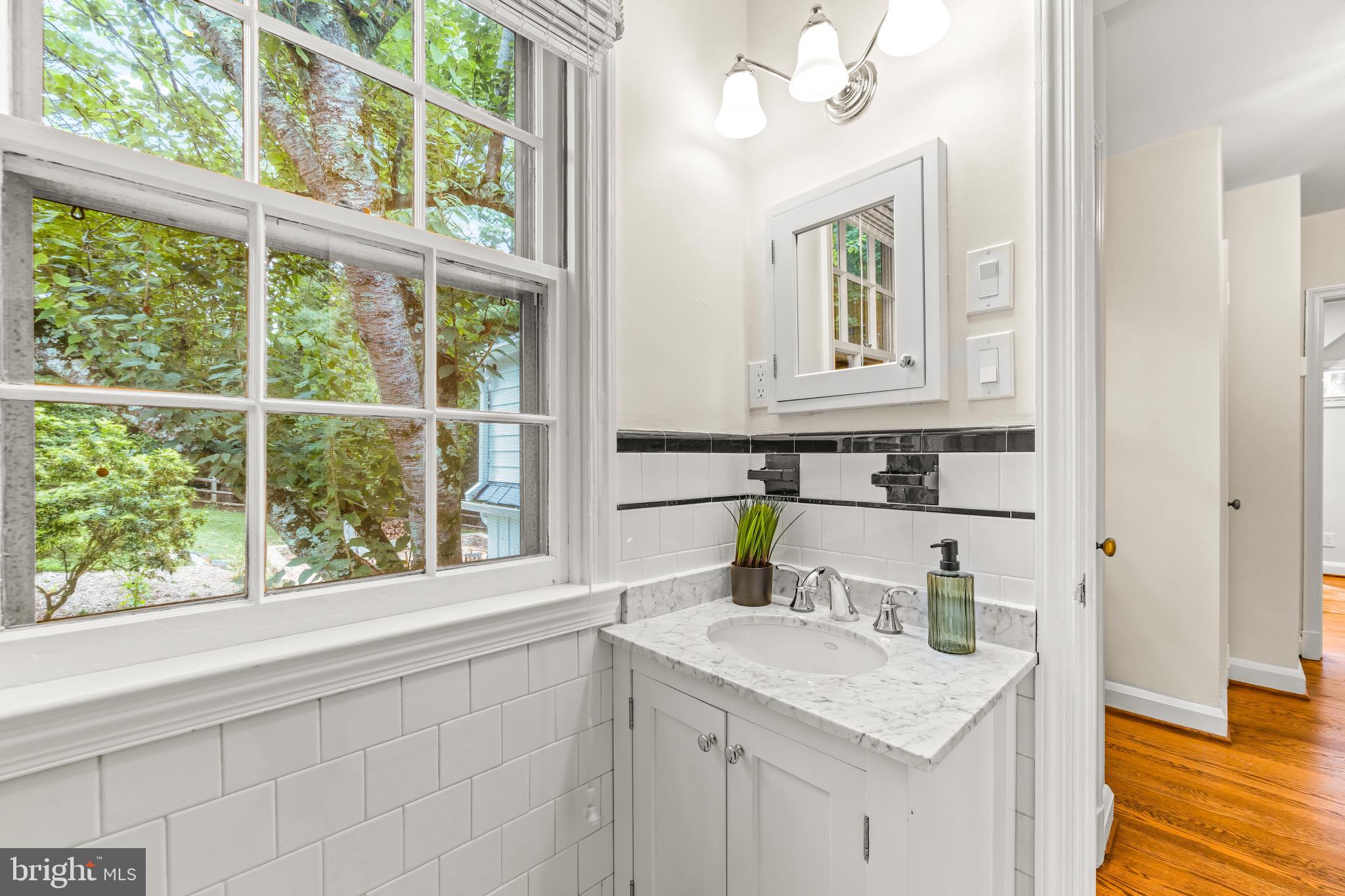 RUXTON - Residential