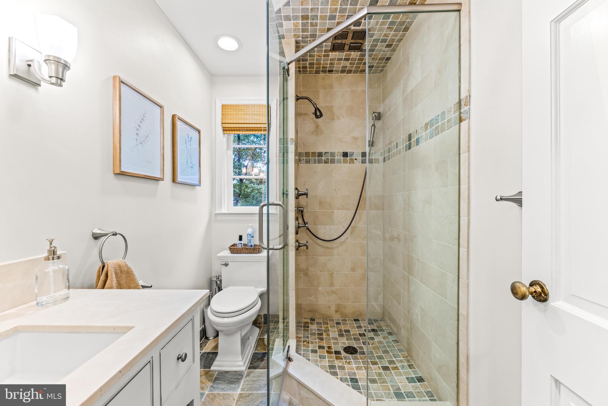 RUXTON - Residential