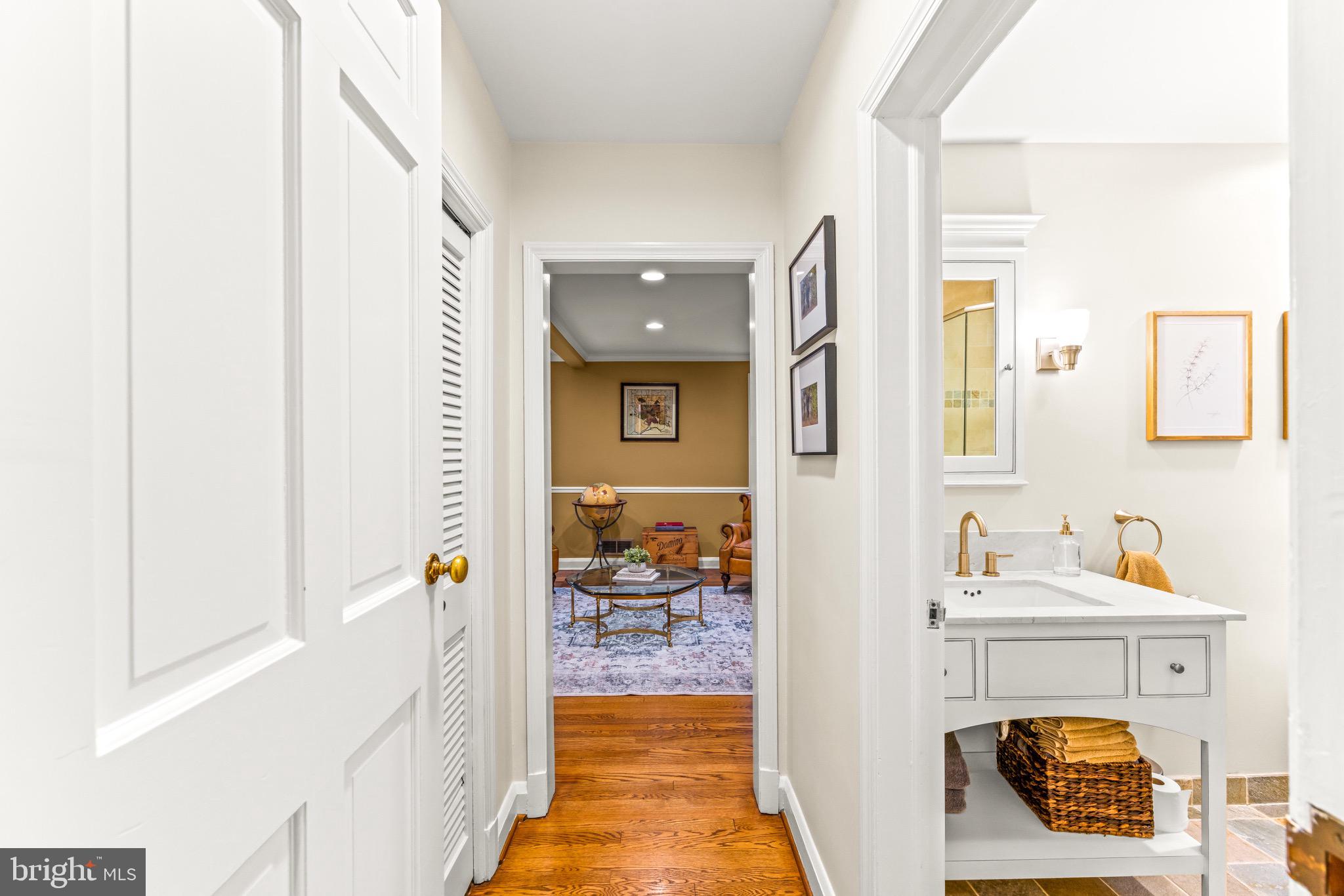 RUXTON - Residential