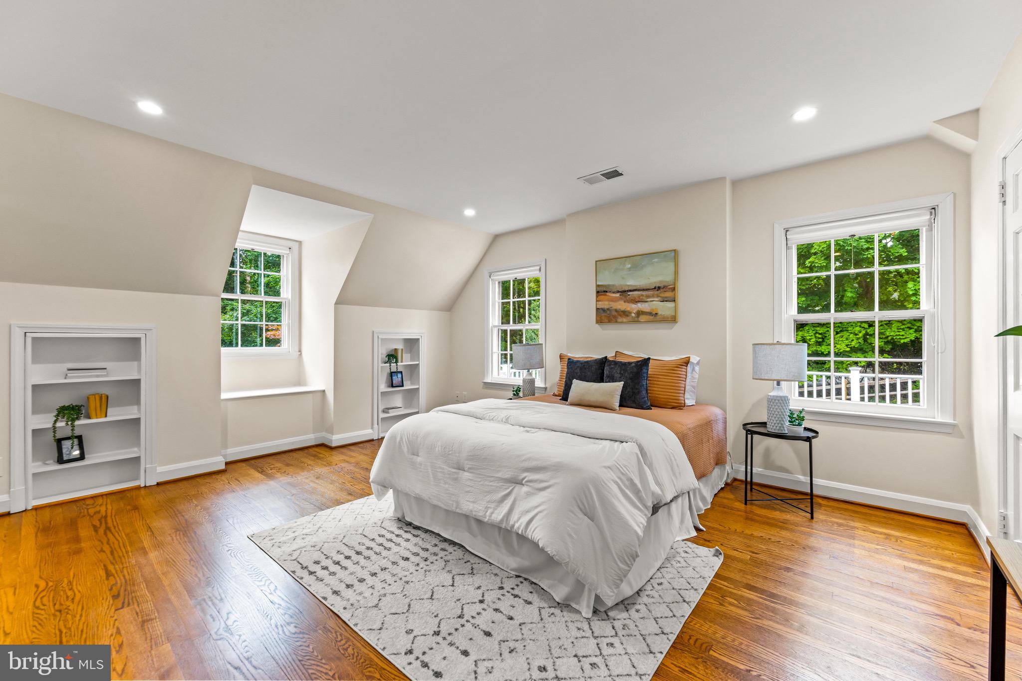 RUXTON - Residential