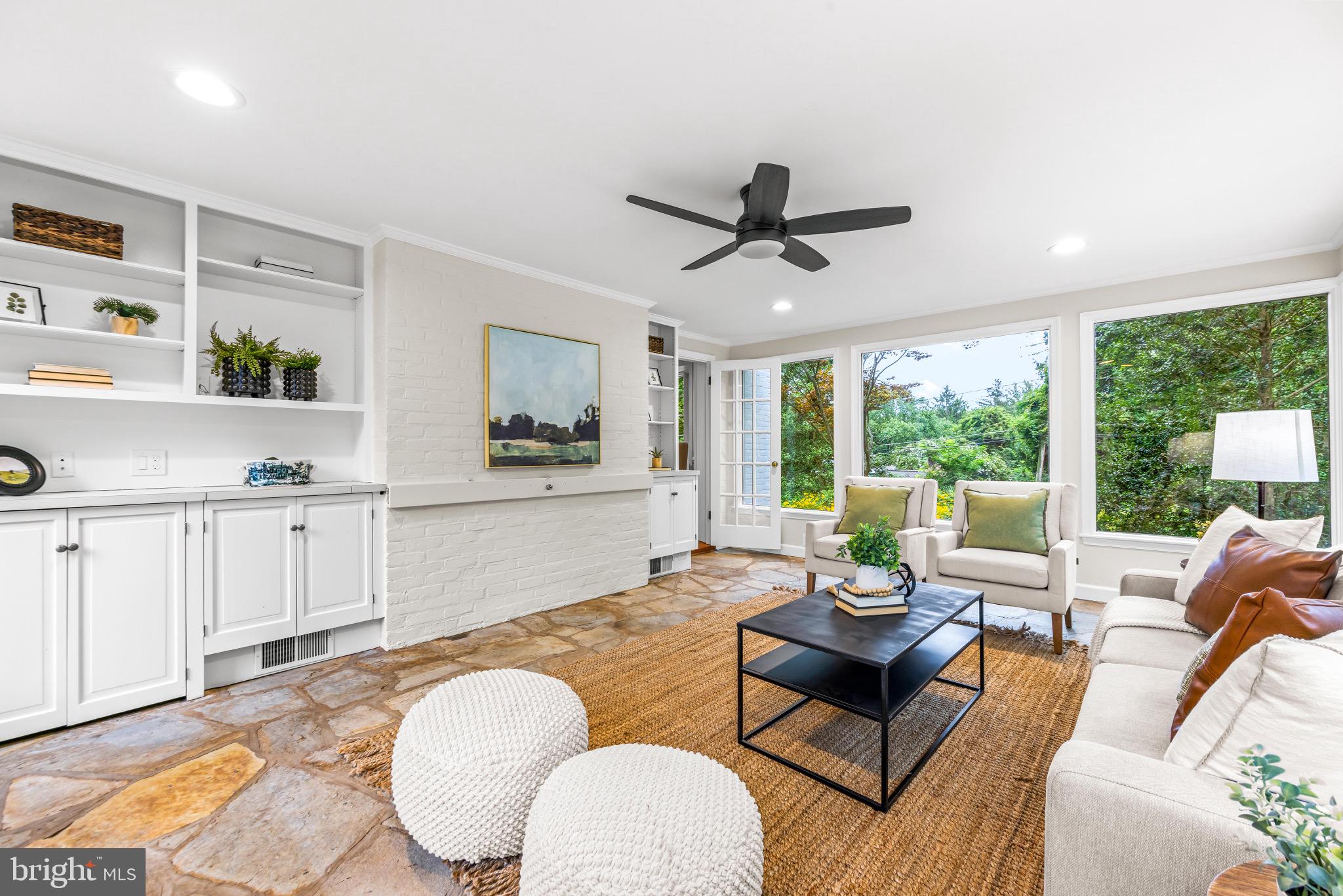 RUXTON - Residential