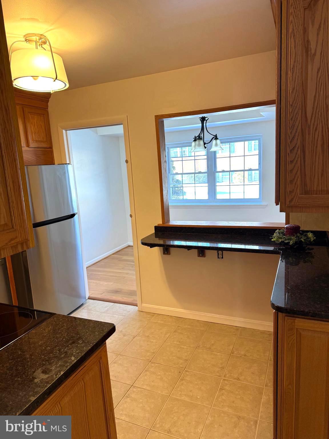 HICKORY HILLS - Residential