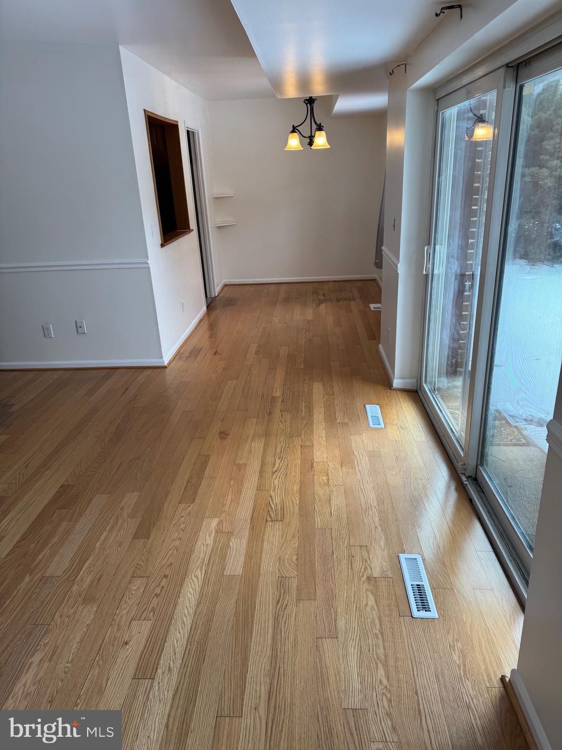 HICKORY HILLS - Residential