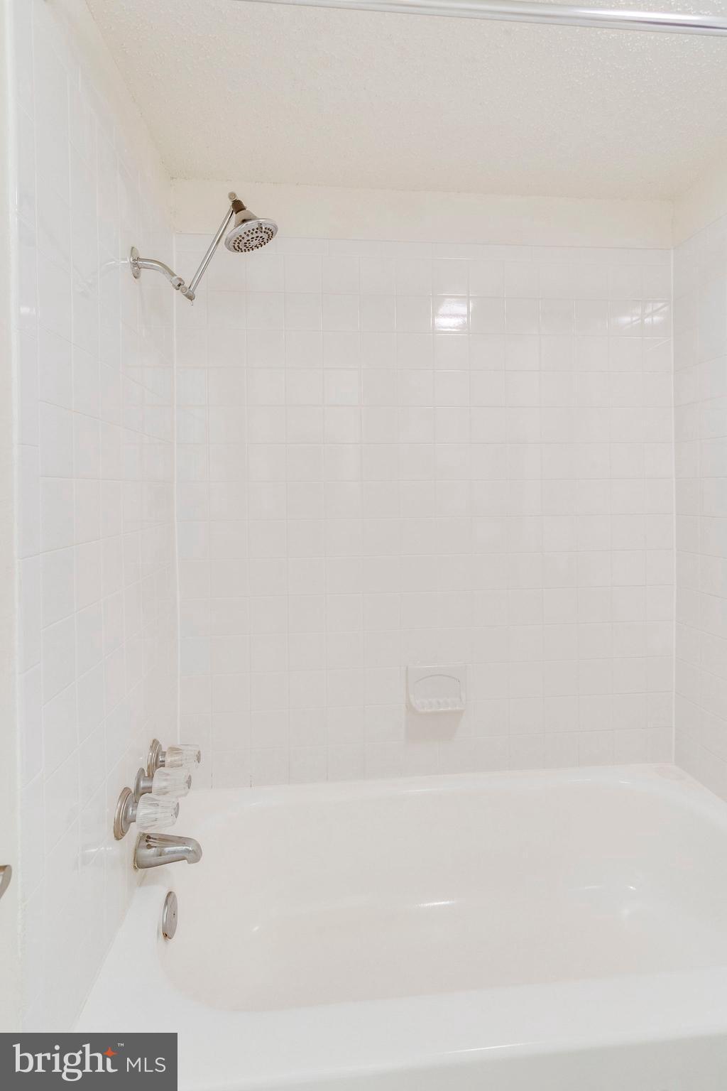 TWENTY-ONE - Residential