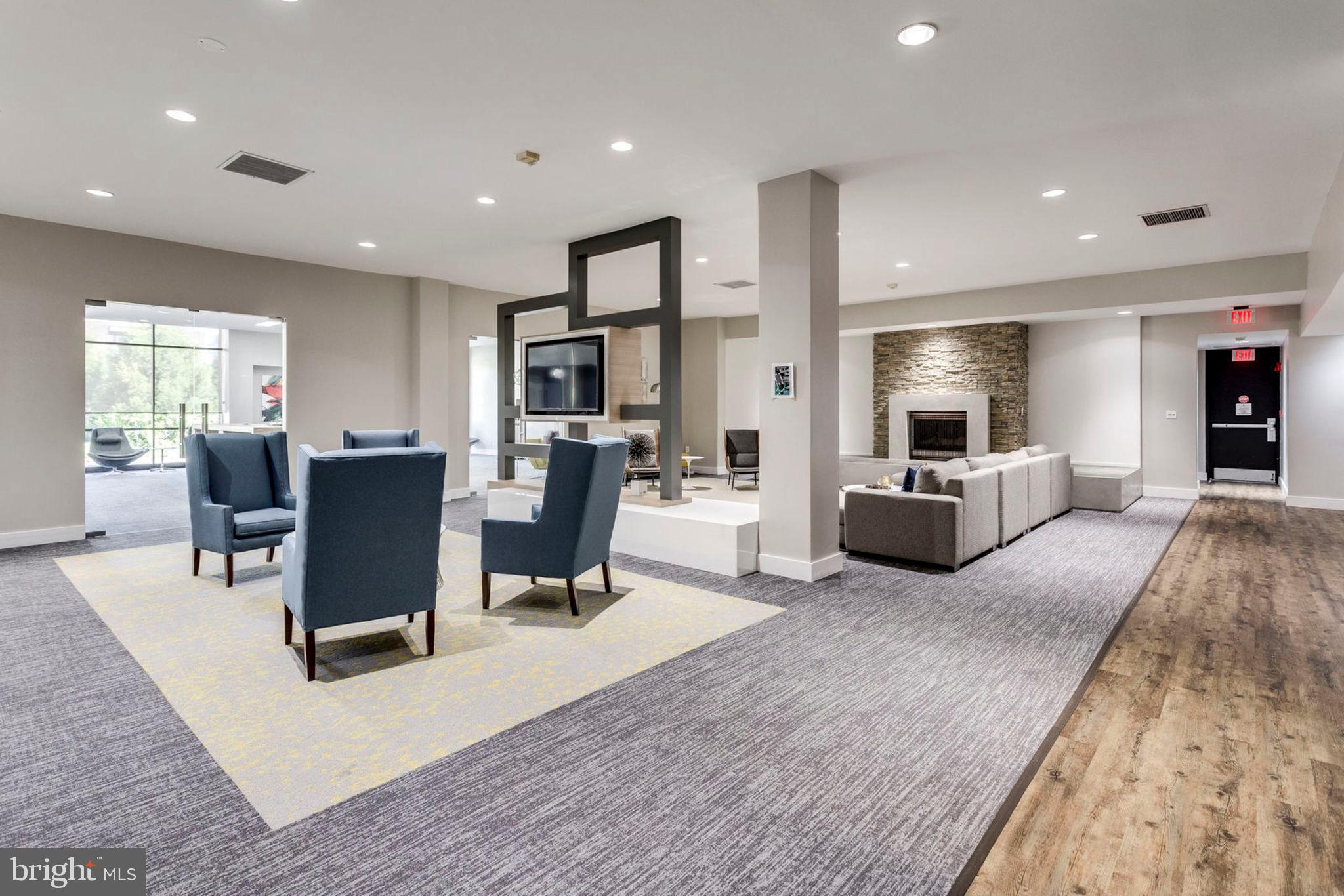 TWENTY-ONE - Residential