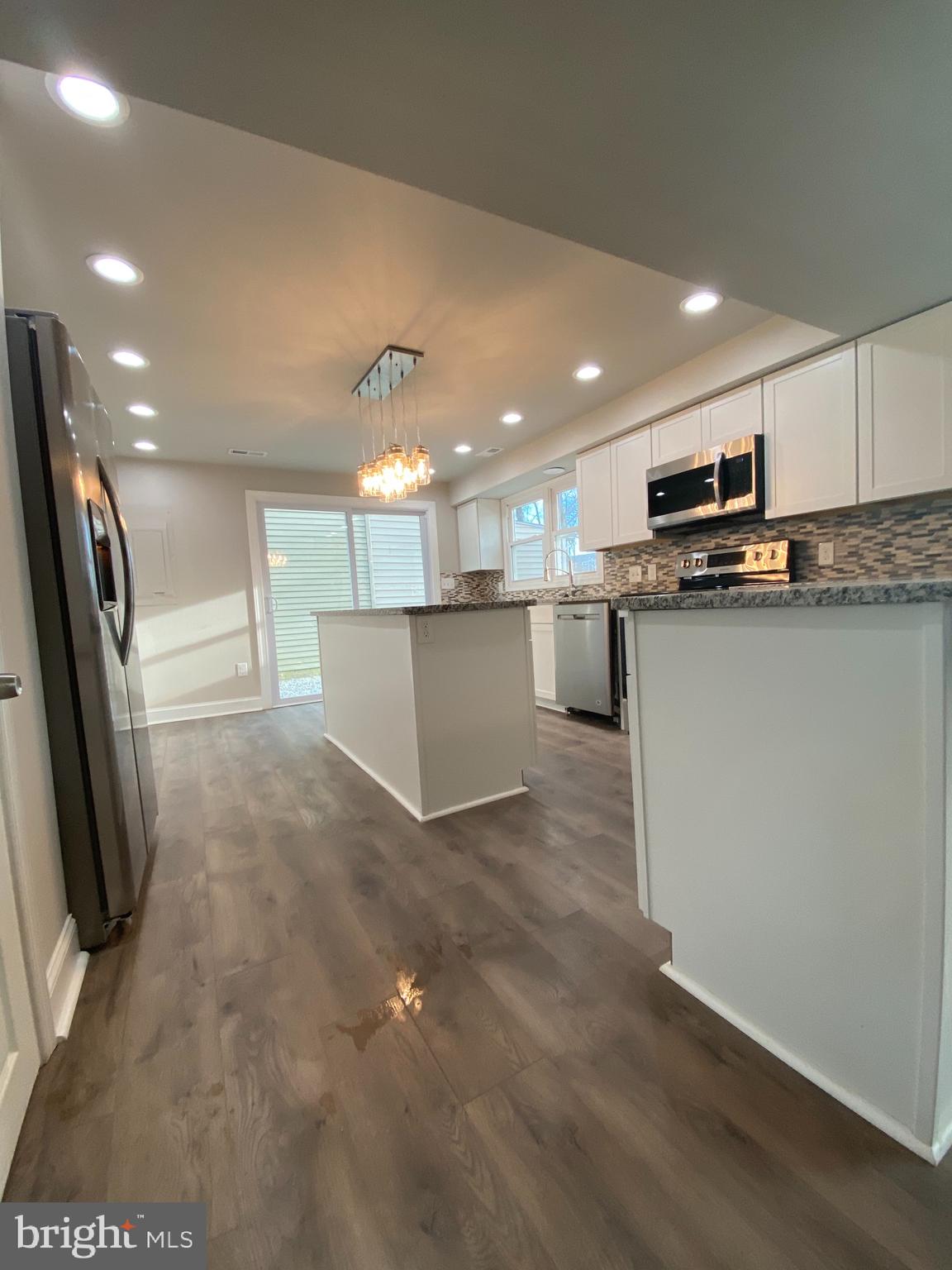 WILLOUGHBY WOODS - Residential