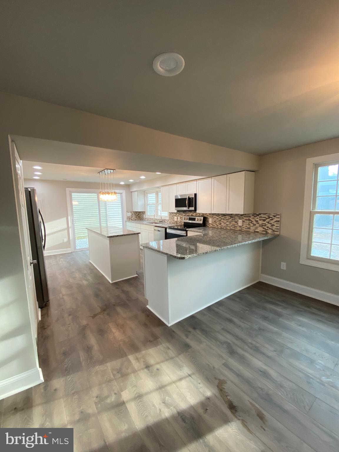 WILLOUGHBY WOODS - Residential