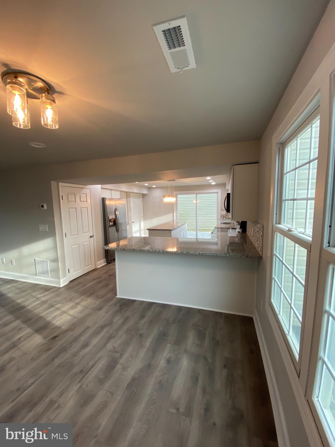 WILLOUGHBY WOODS - Residential