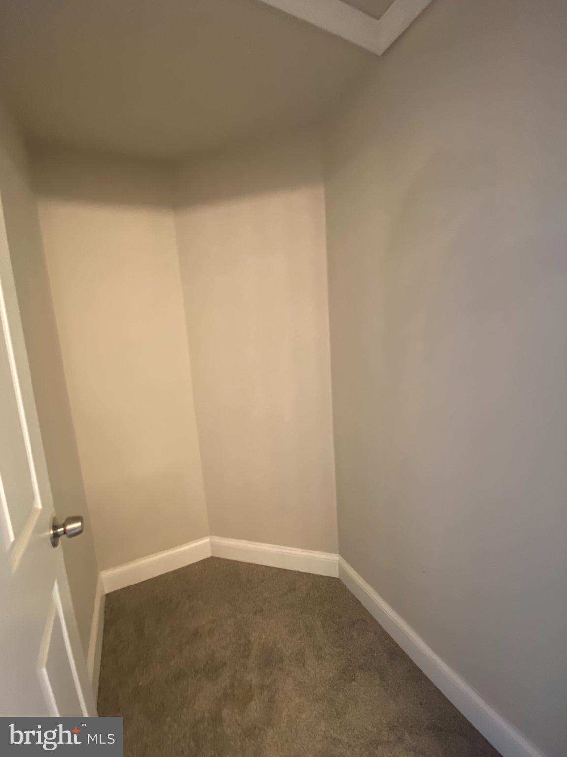 WILLOUGHBY WOODS - Residential