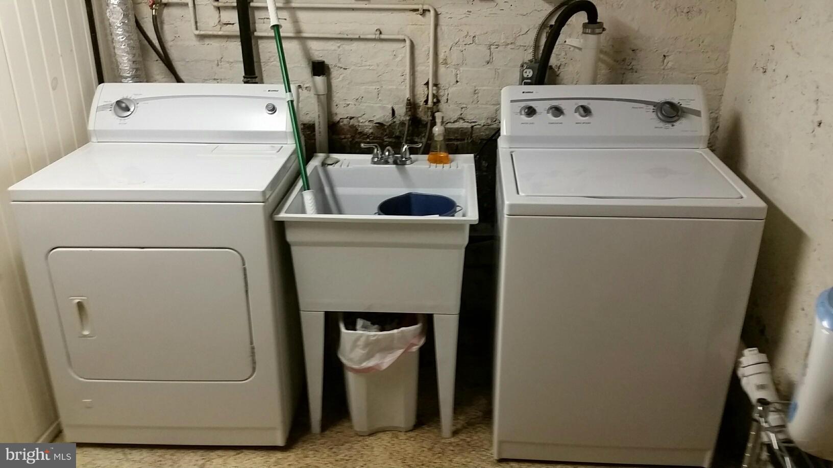 CHARLES VILLAGE - Residential