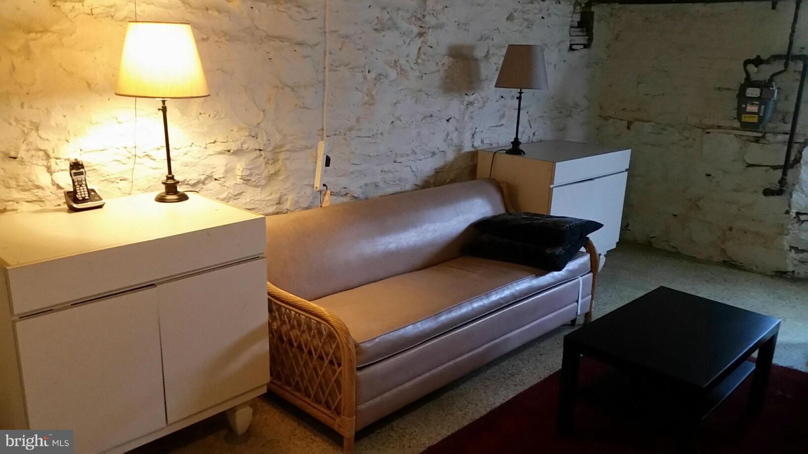 CHARLES VILLAGE - Residential