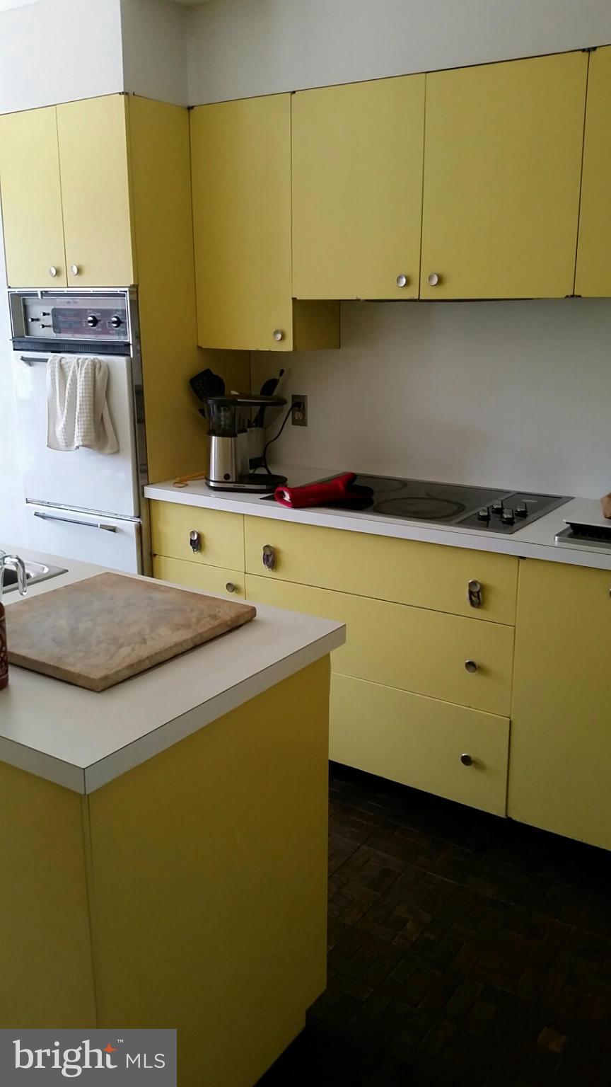 CHARLES VILLAGE - Residential