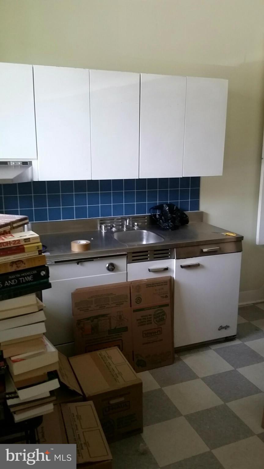 CHARLES VILLAGE - Residential