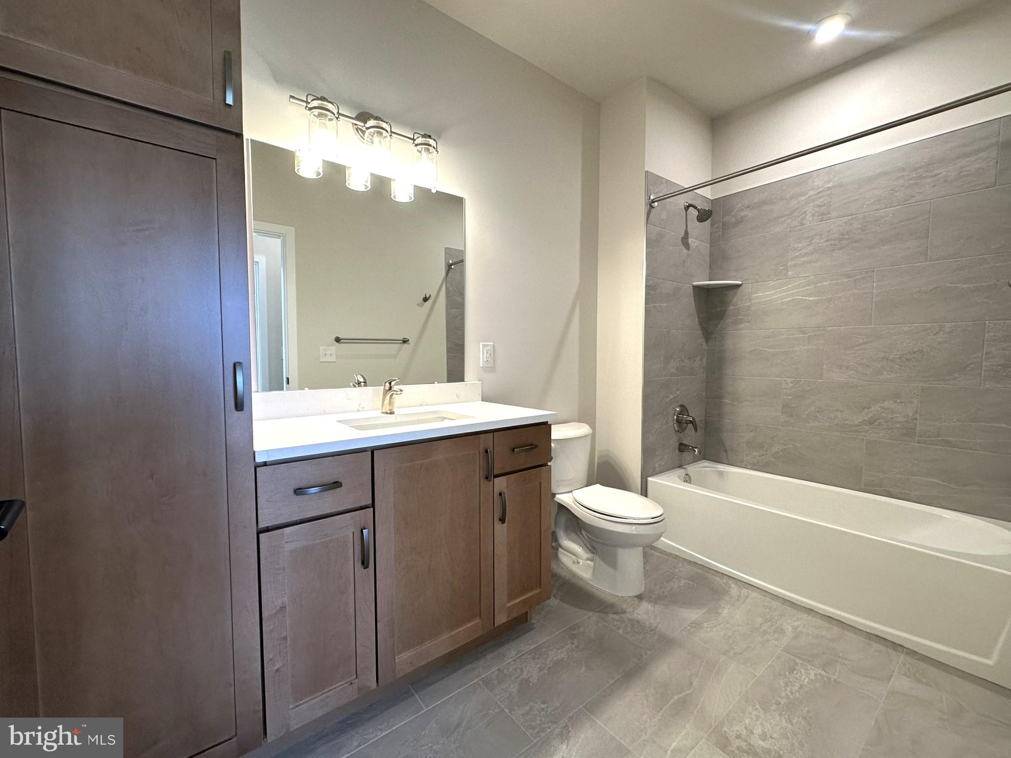 BRITTANY FARMS - Residential Lease