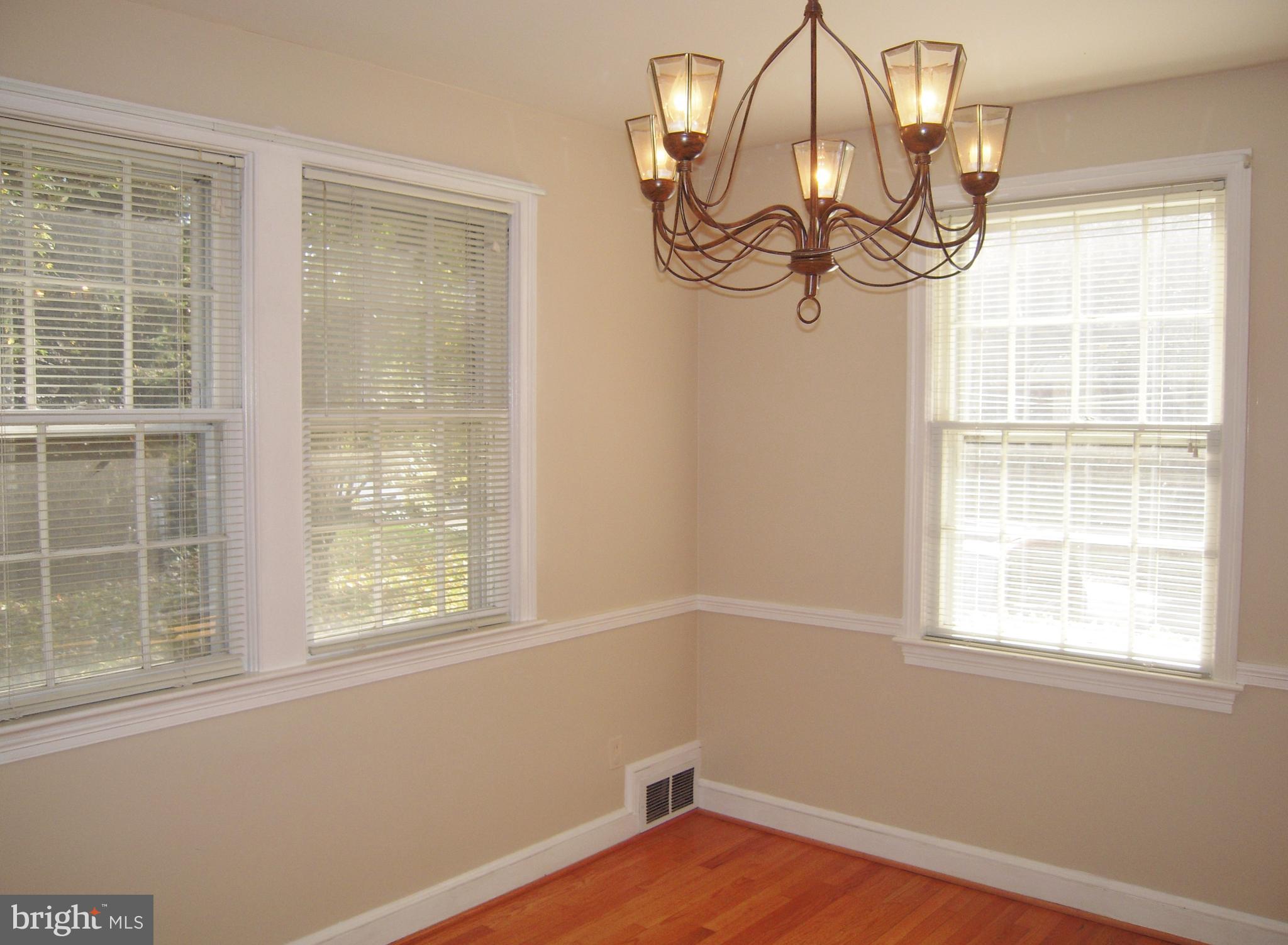 ROSEMONT PARK - Residential Lease