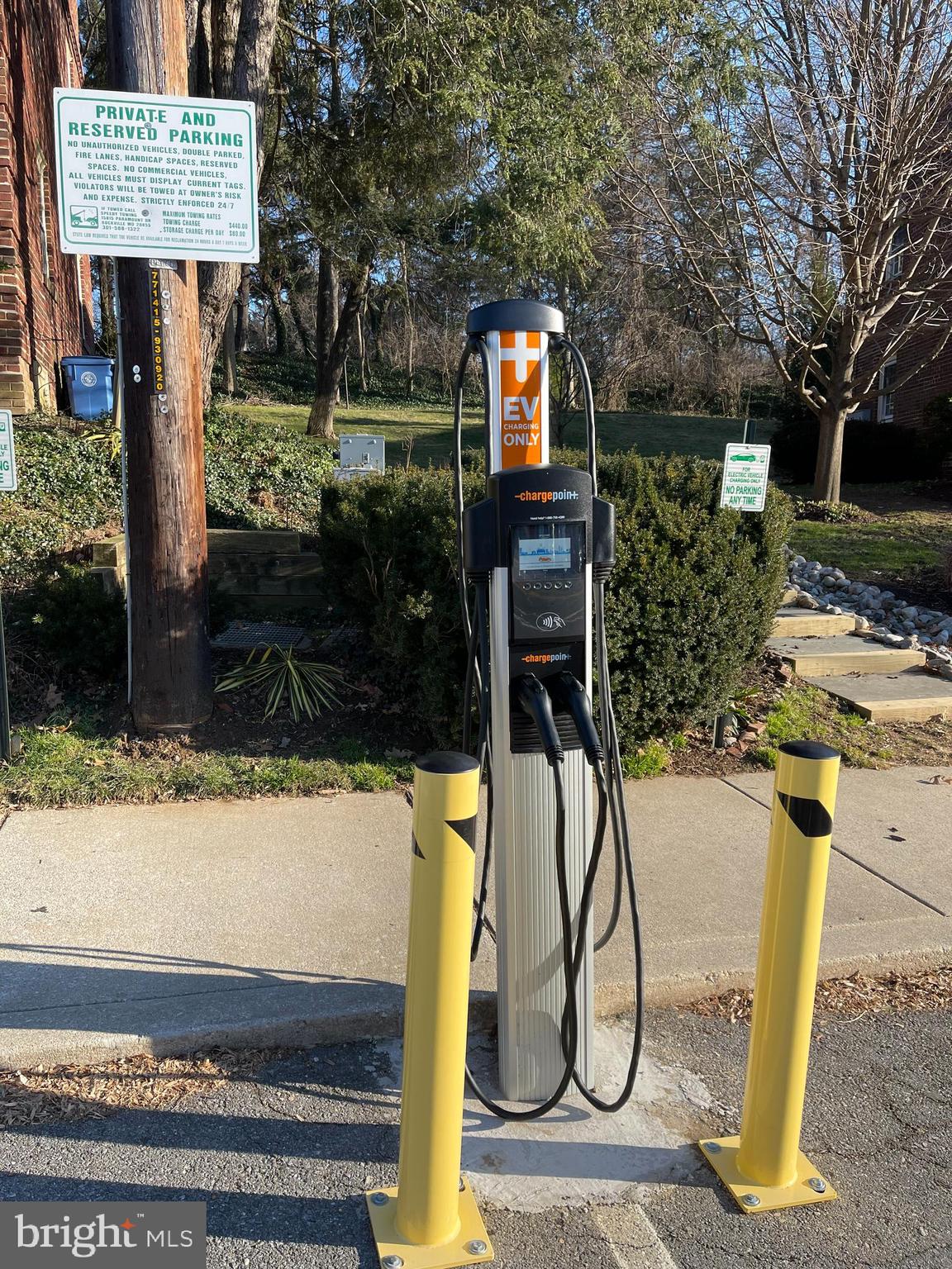 KENWOOD FOREST - Residential