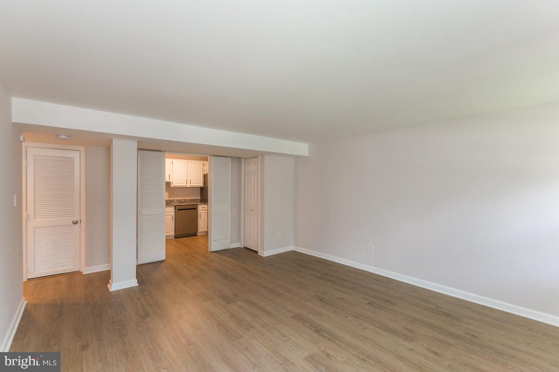 KENWOOD FOREST - Residential