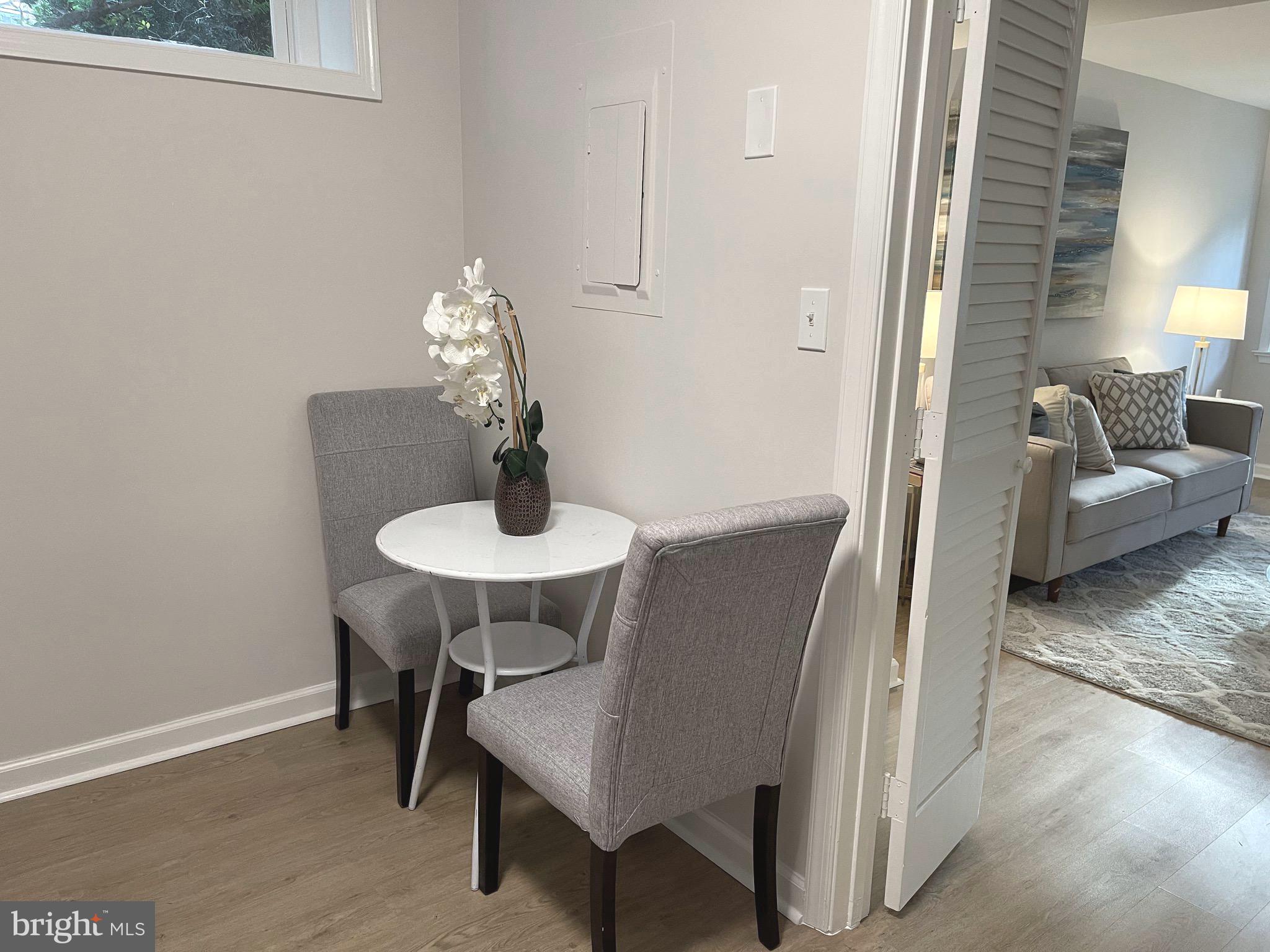 KENWOOD FOREST - Residential