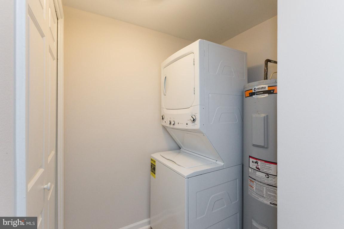 KENWOOD FOREST - Residential